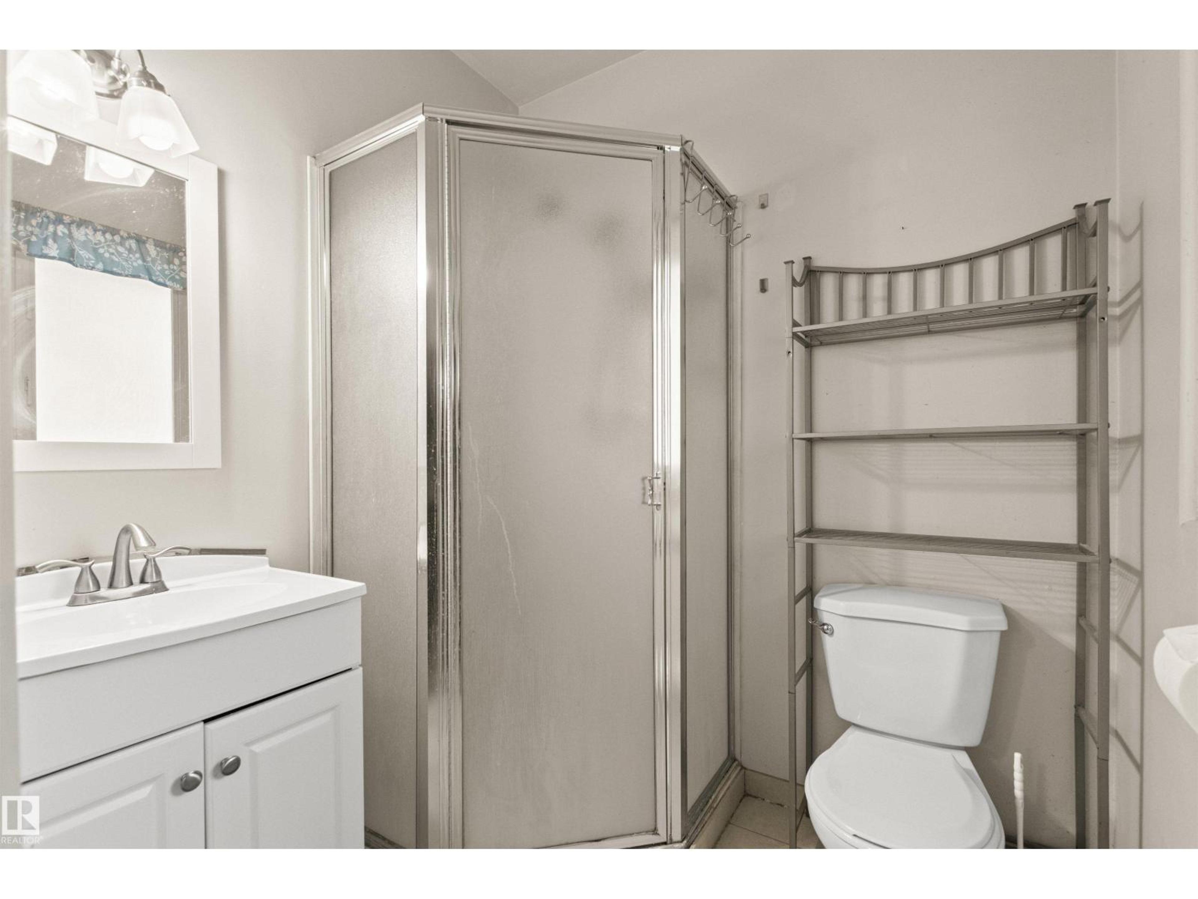 11819 75 AV NW - Image 29