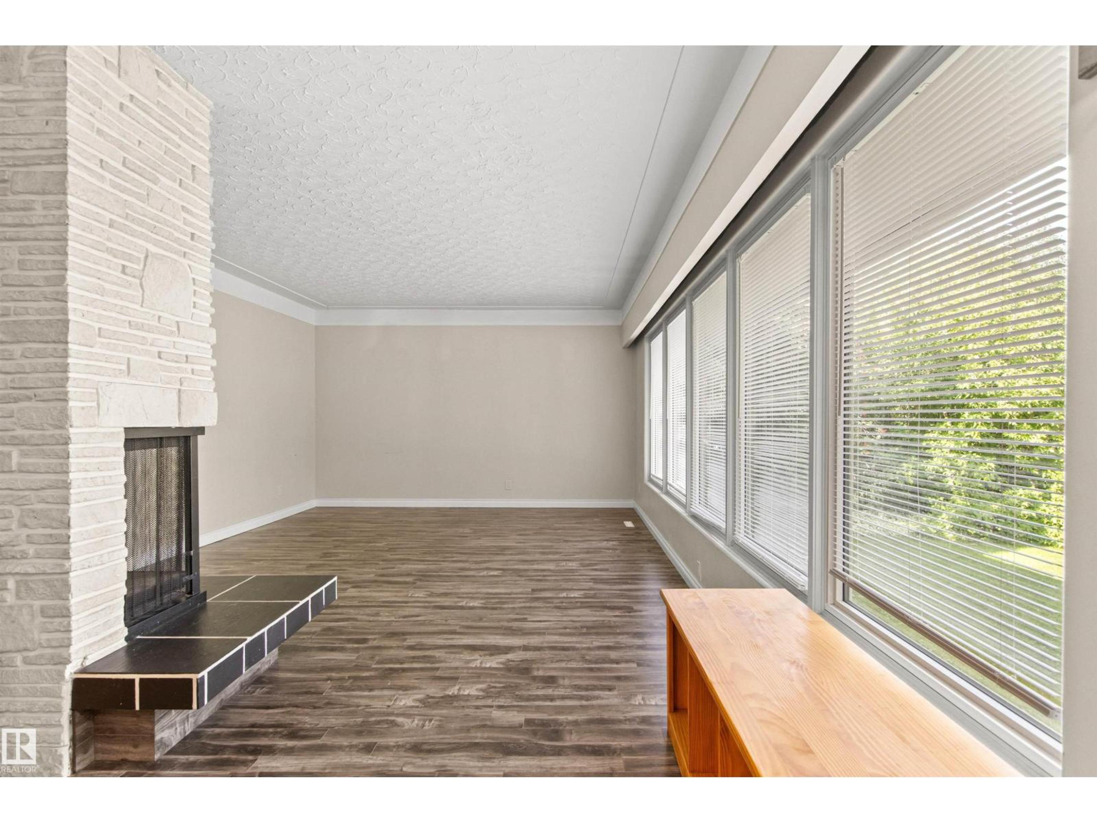 11819 75 AV NW - Image 3
