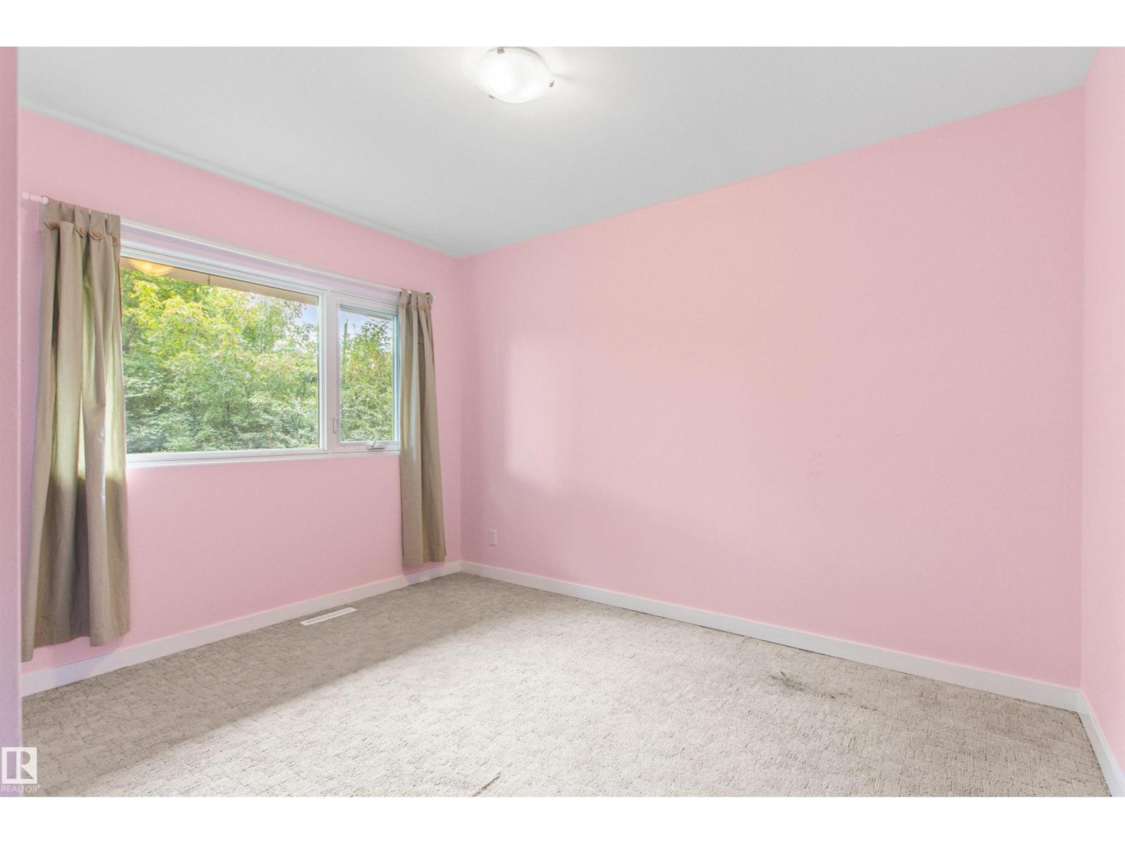 11819 75 AV NW - Image 33