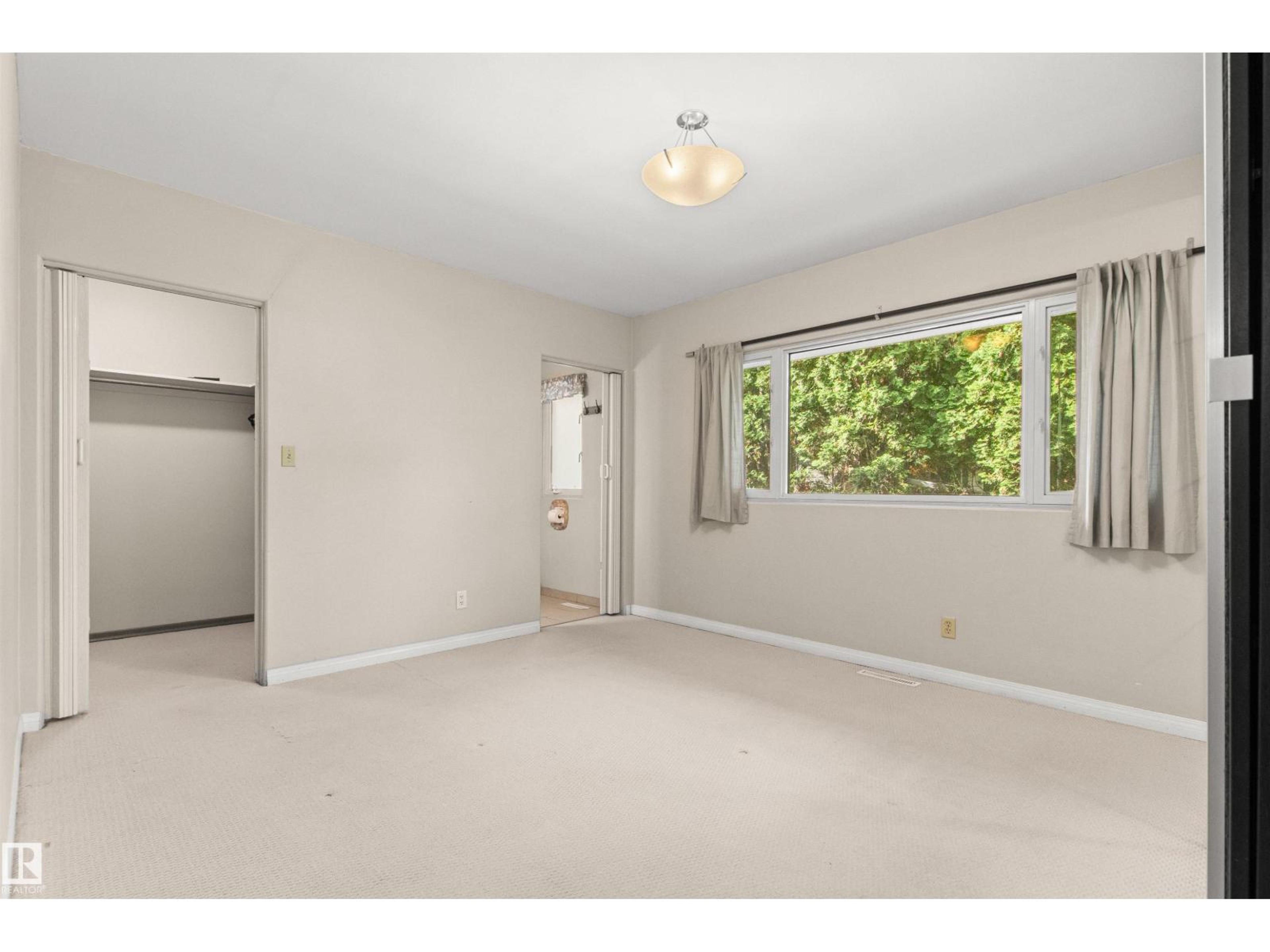 11819 75 AV NW - Image 24