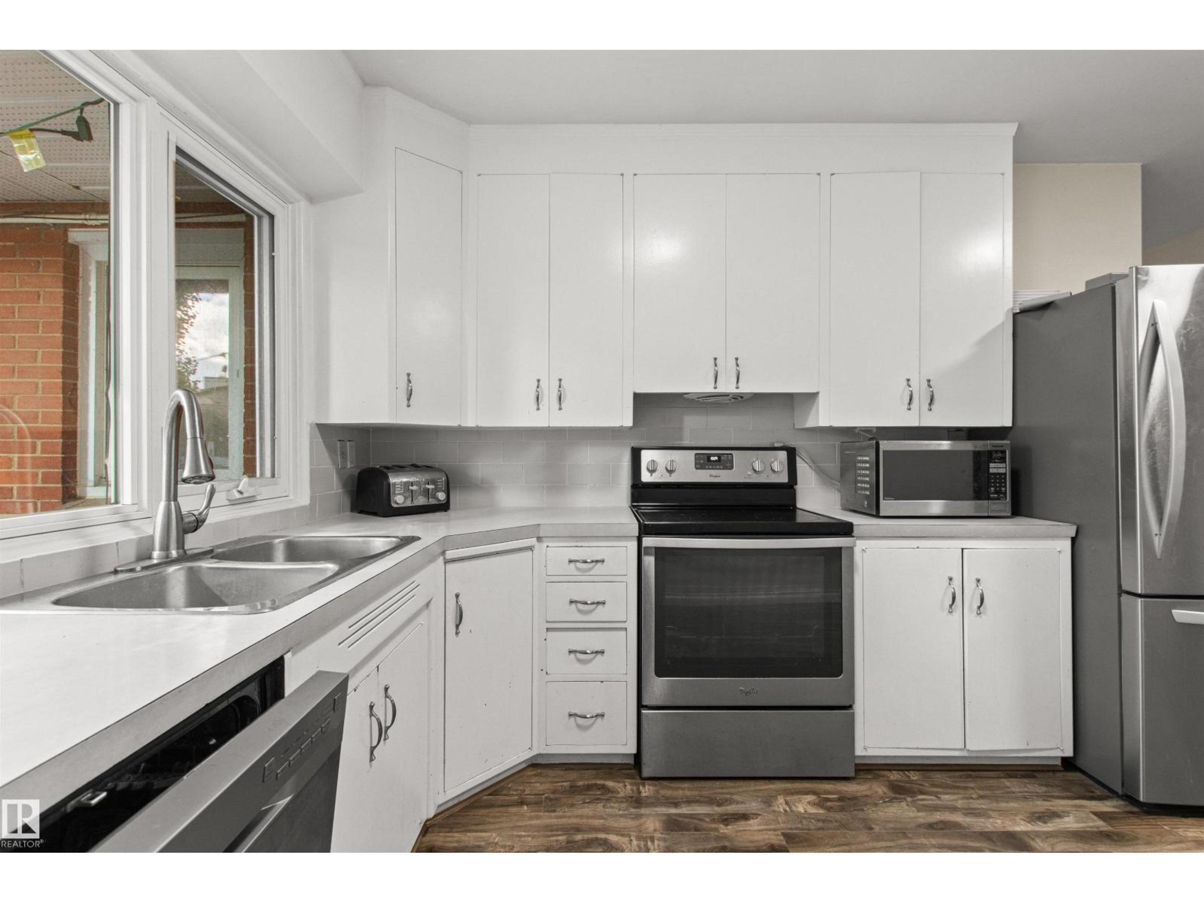 11819 75 AV NW - Image 16