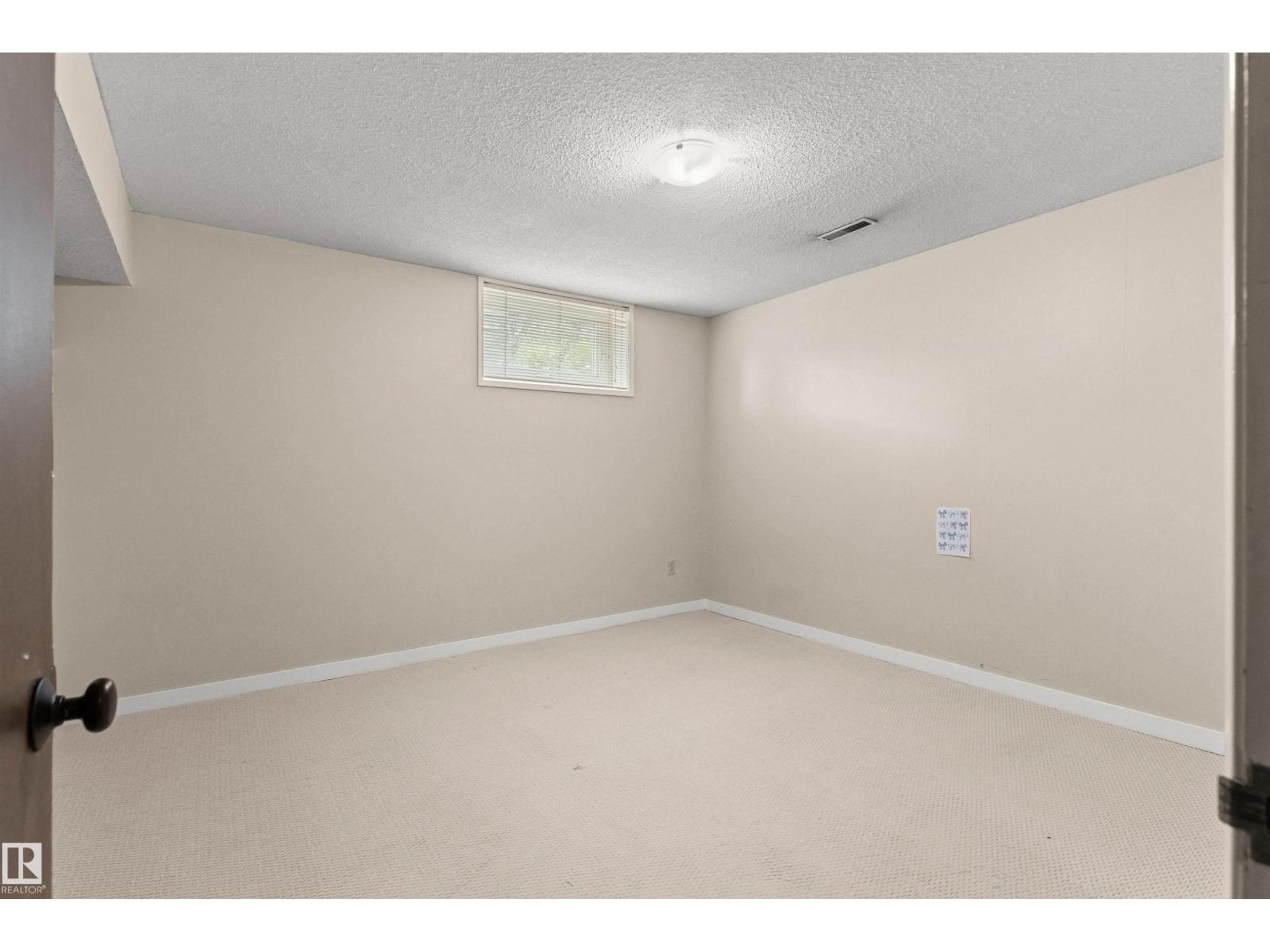 11819 75 AV NW - Image 47