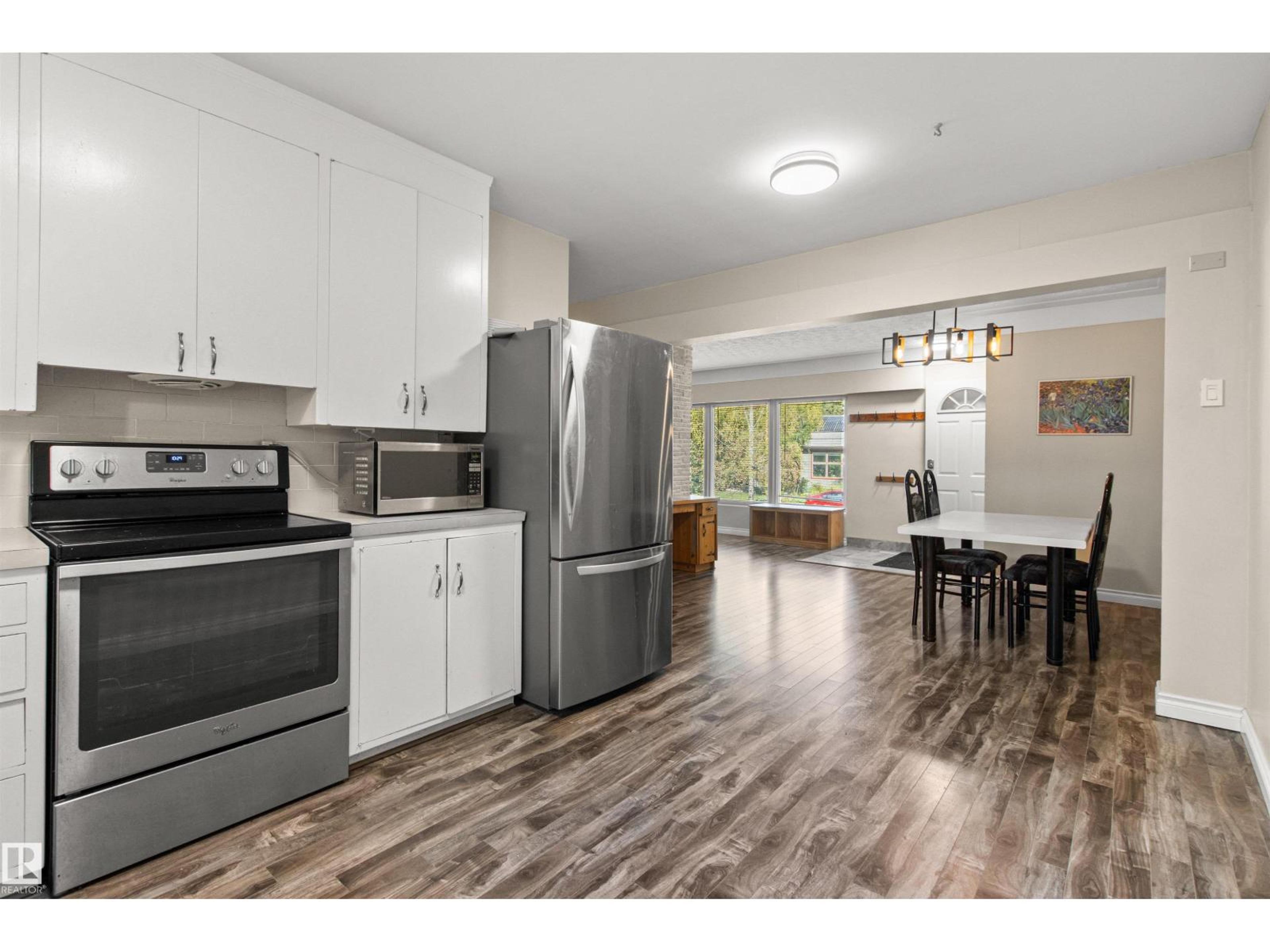 11819 75 AV NW - Image 19