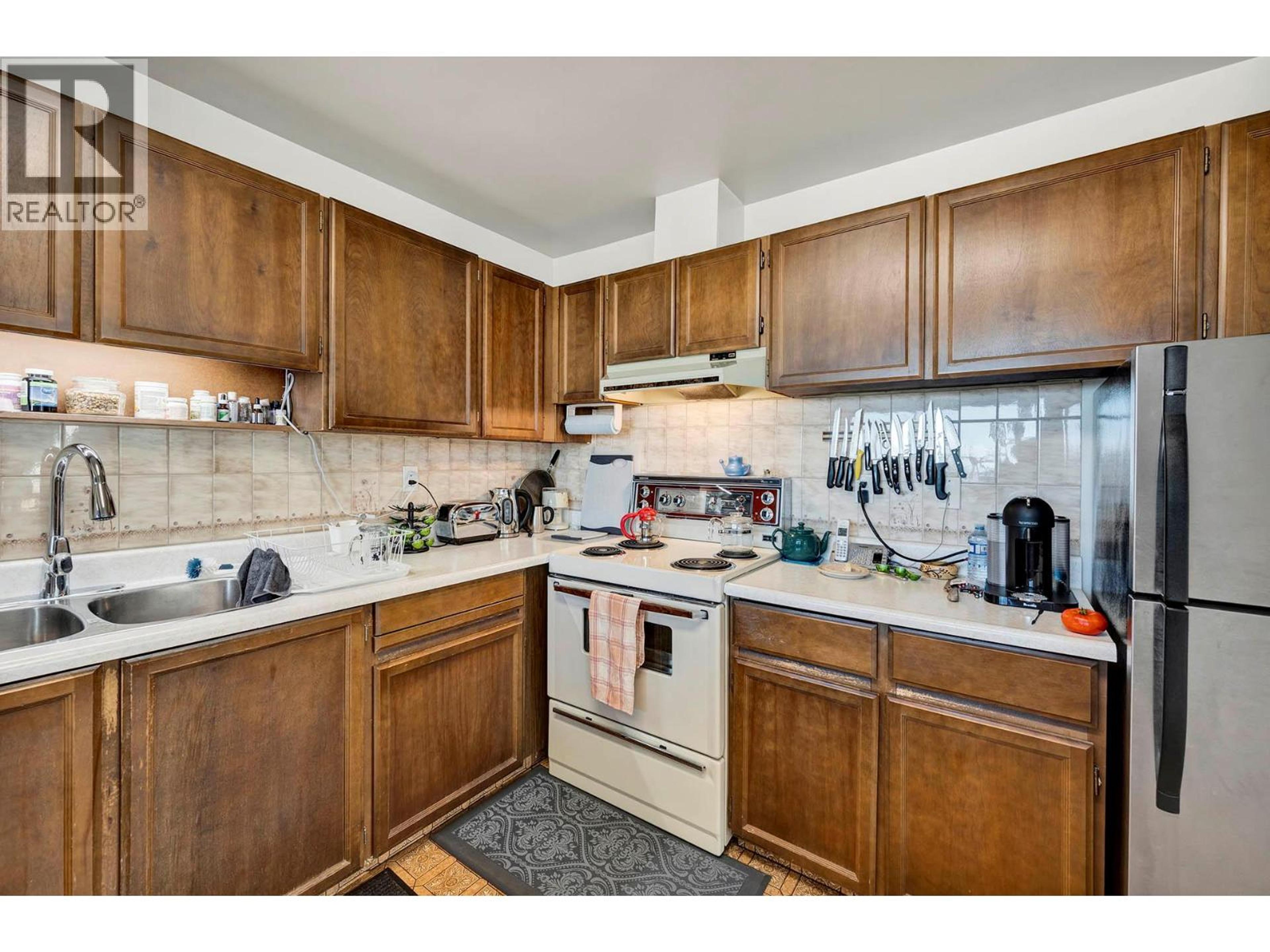 #33 137 MCGILL ROAD - Image 10