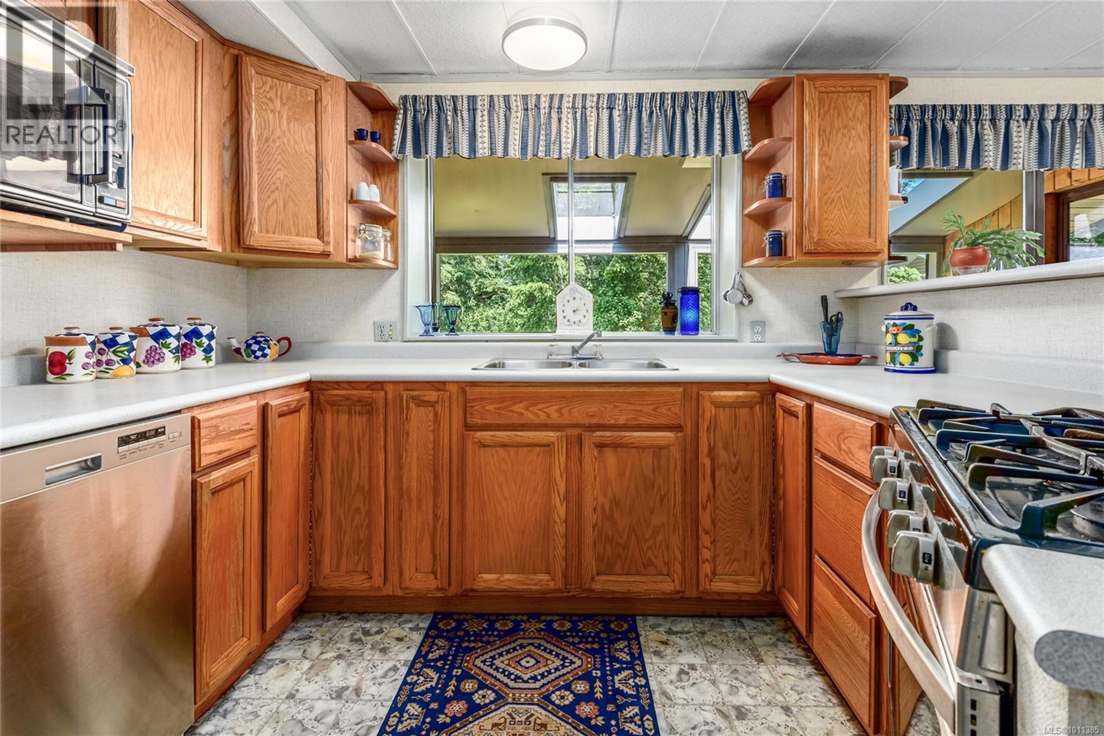9437 MARTIN PARK DR - Image 14