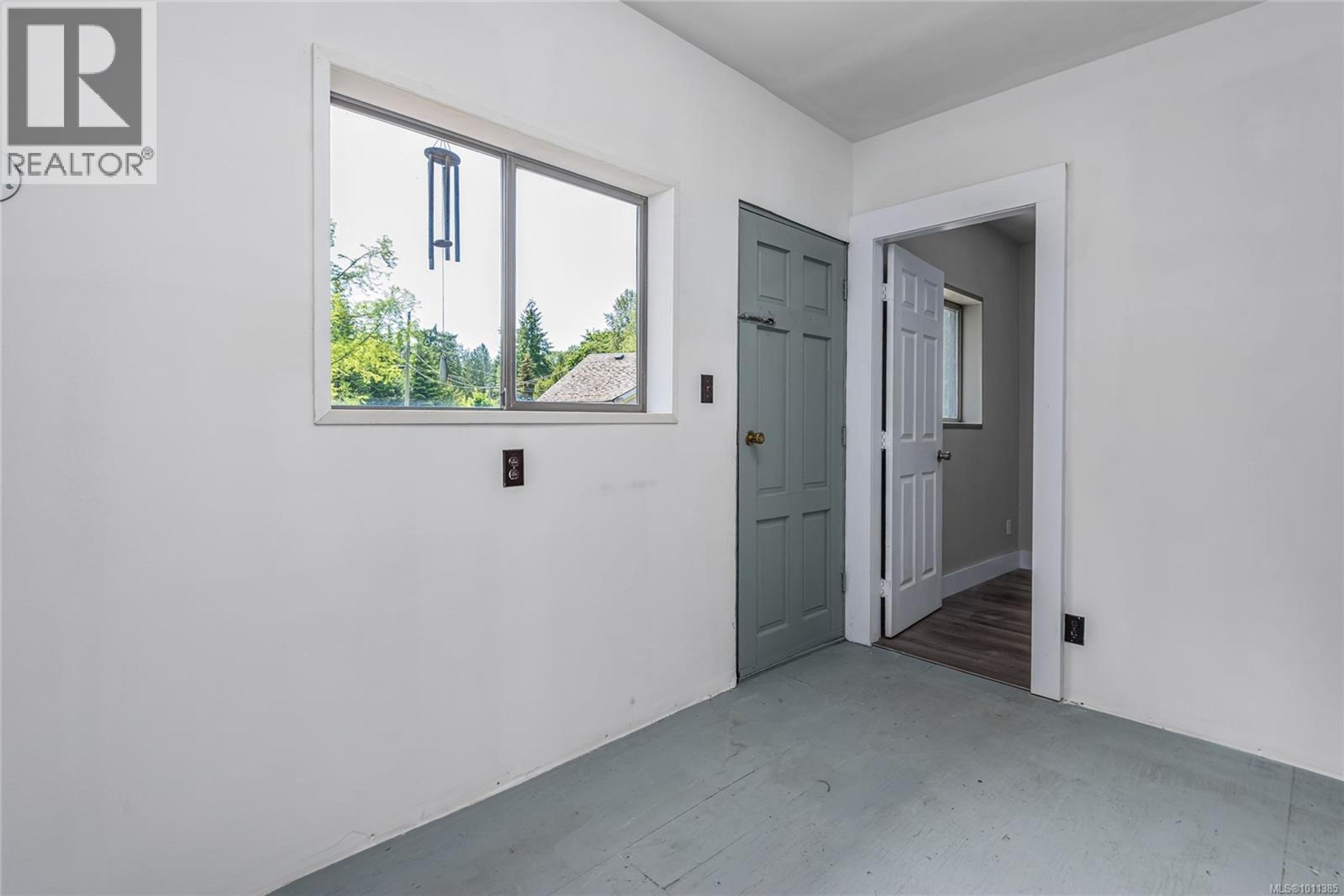 9437 MARTIN PARK DR - Image 25
