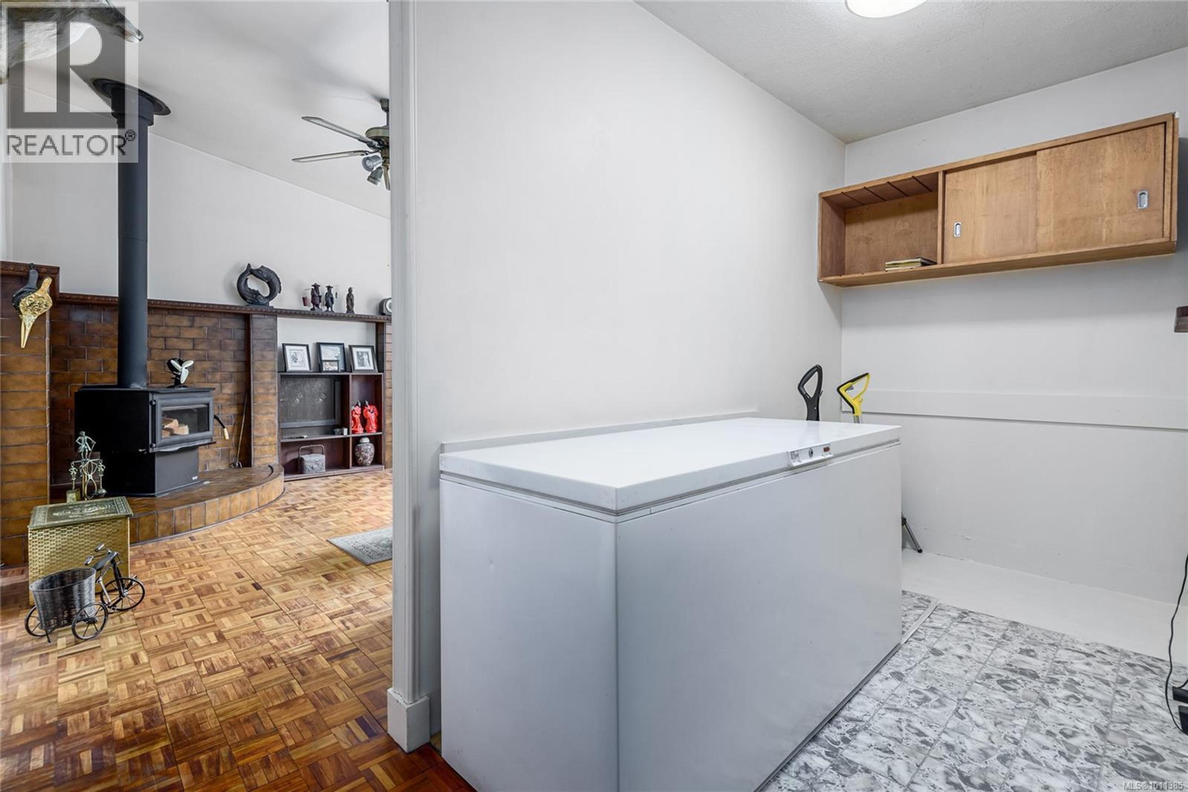 9437 MARTIN PARK DR - Image 9