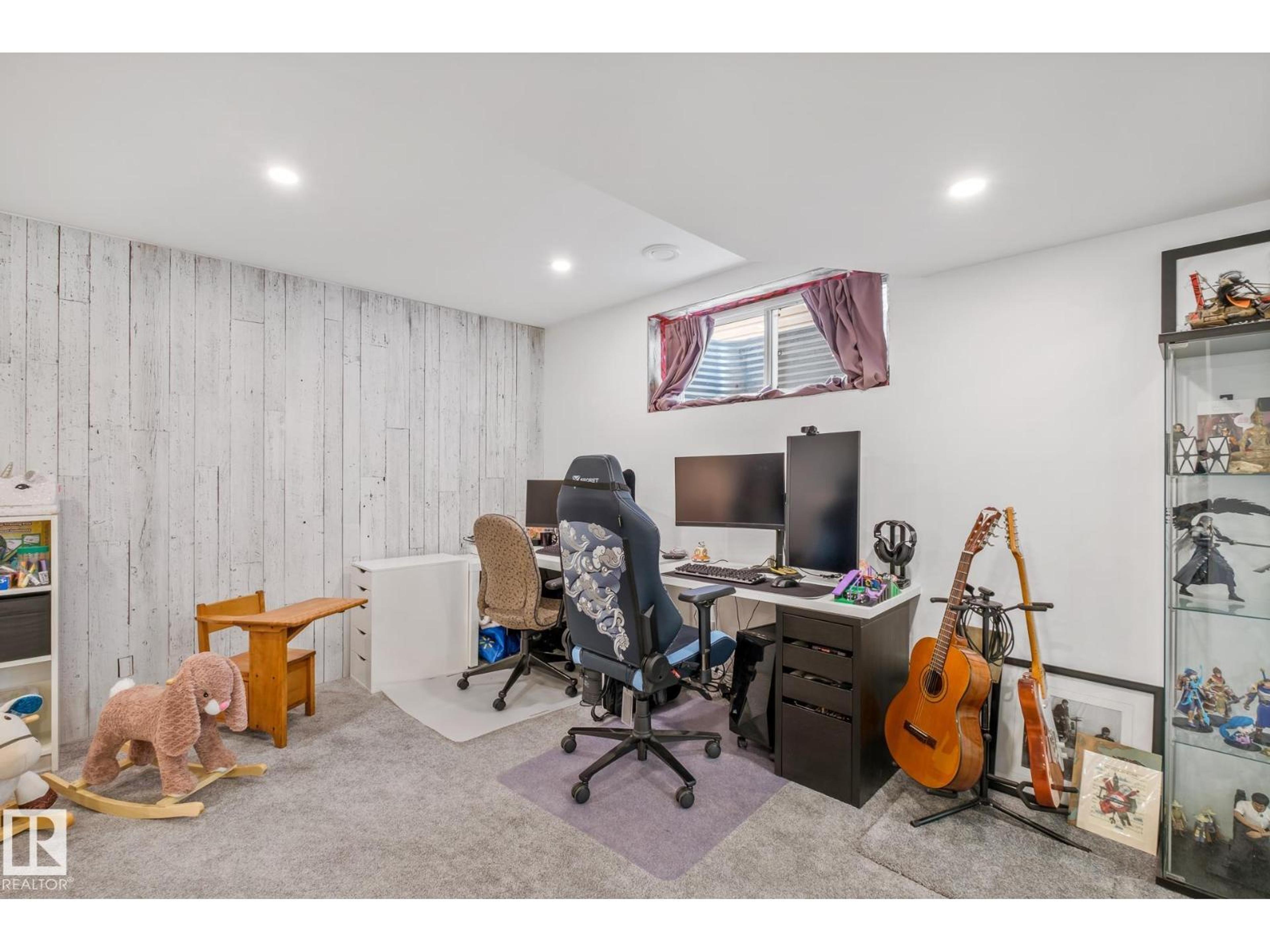 201 CORNWALL RD - Image 39