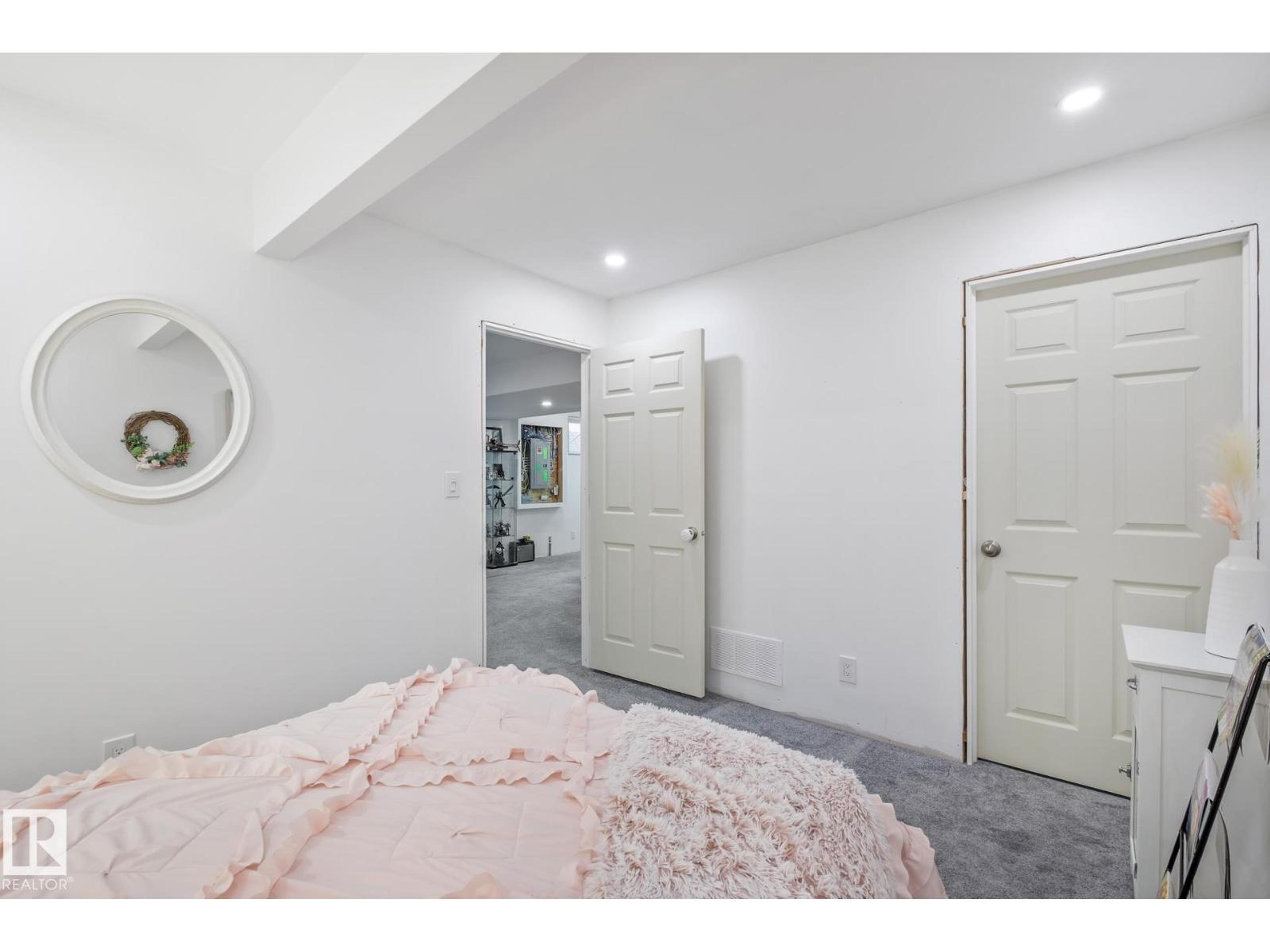 201 CORNWALL RD - Image 42