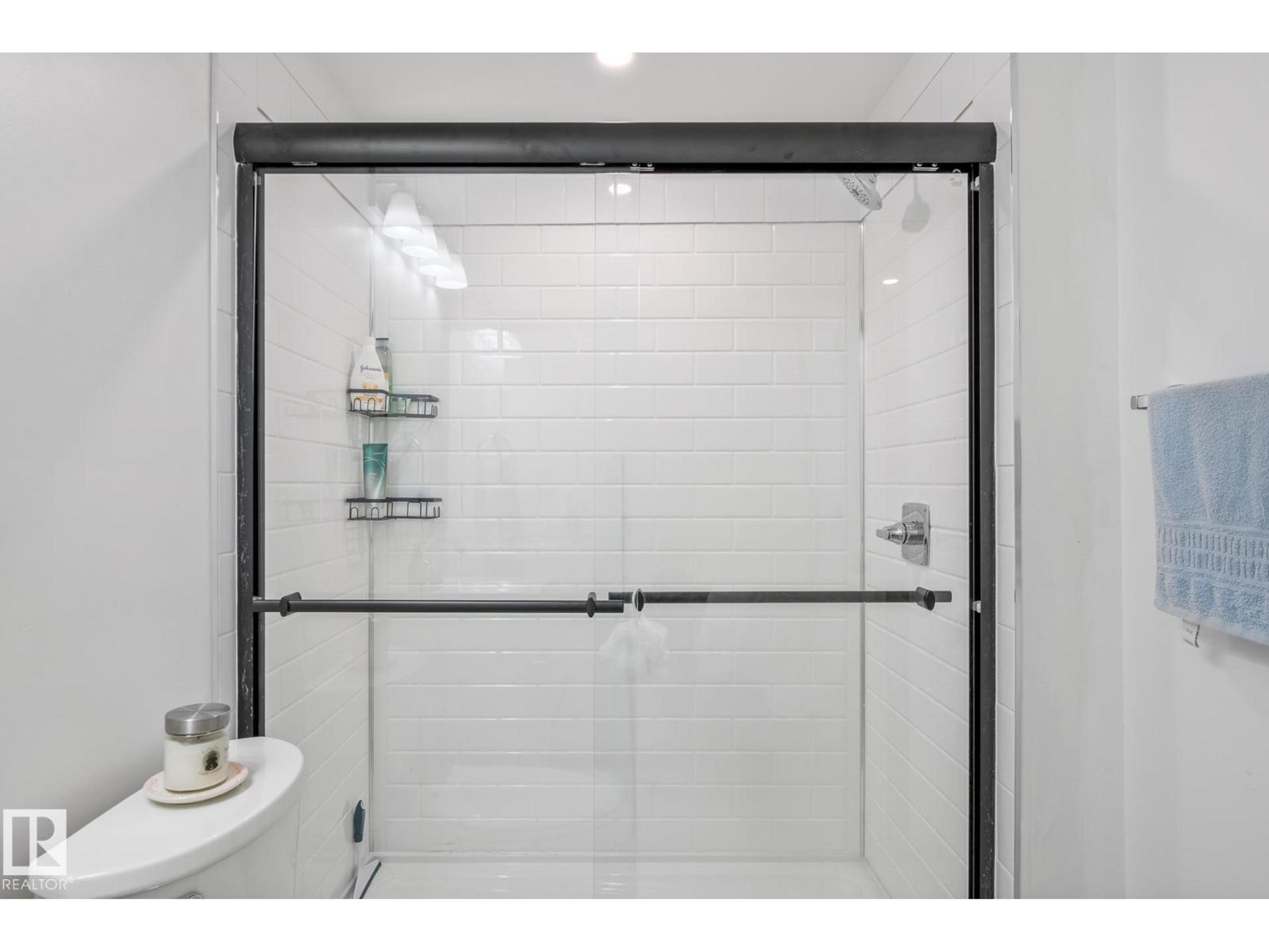 201 CORNWALL RD - Image 44