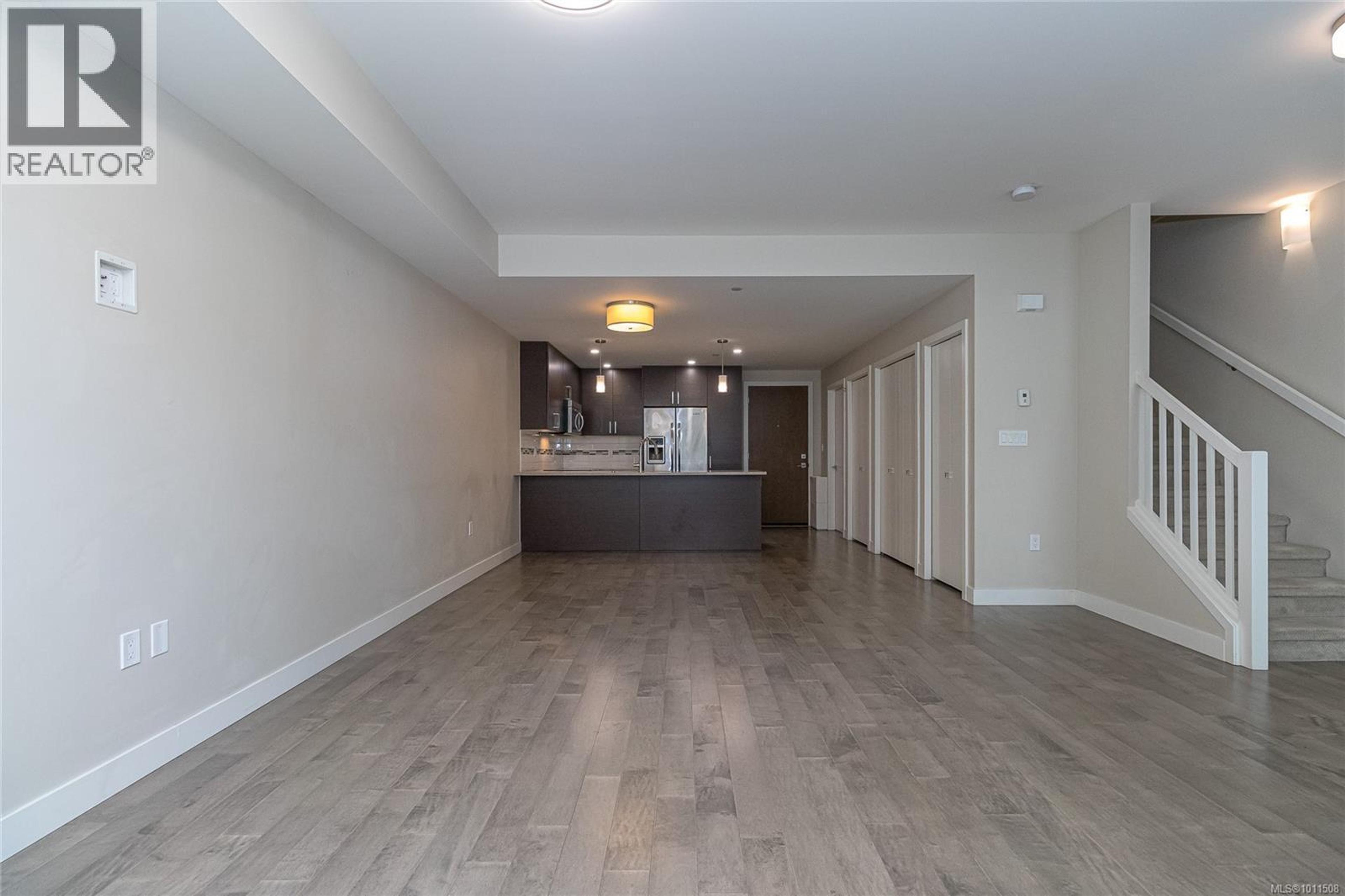 #102 4000 SHELBOURNE ST - Image 15
