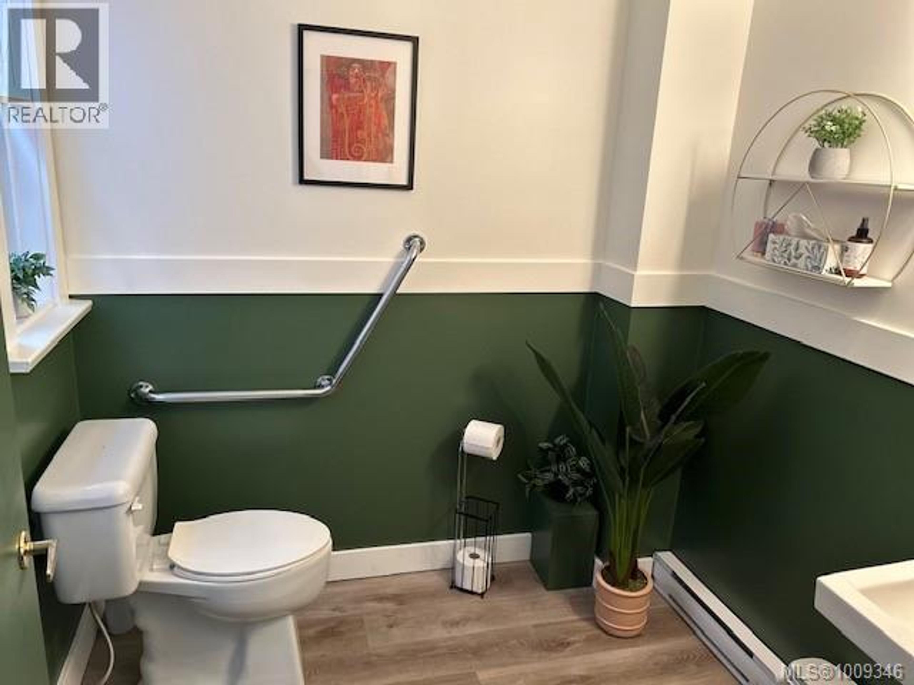 151 JUBILEE ST - Image 12