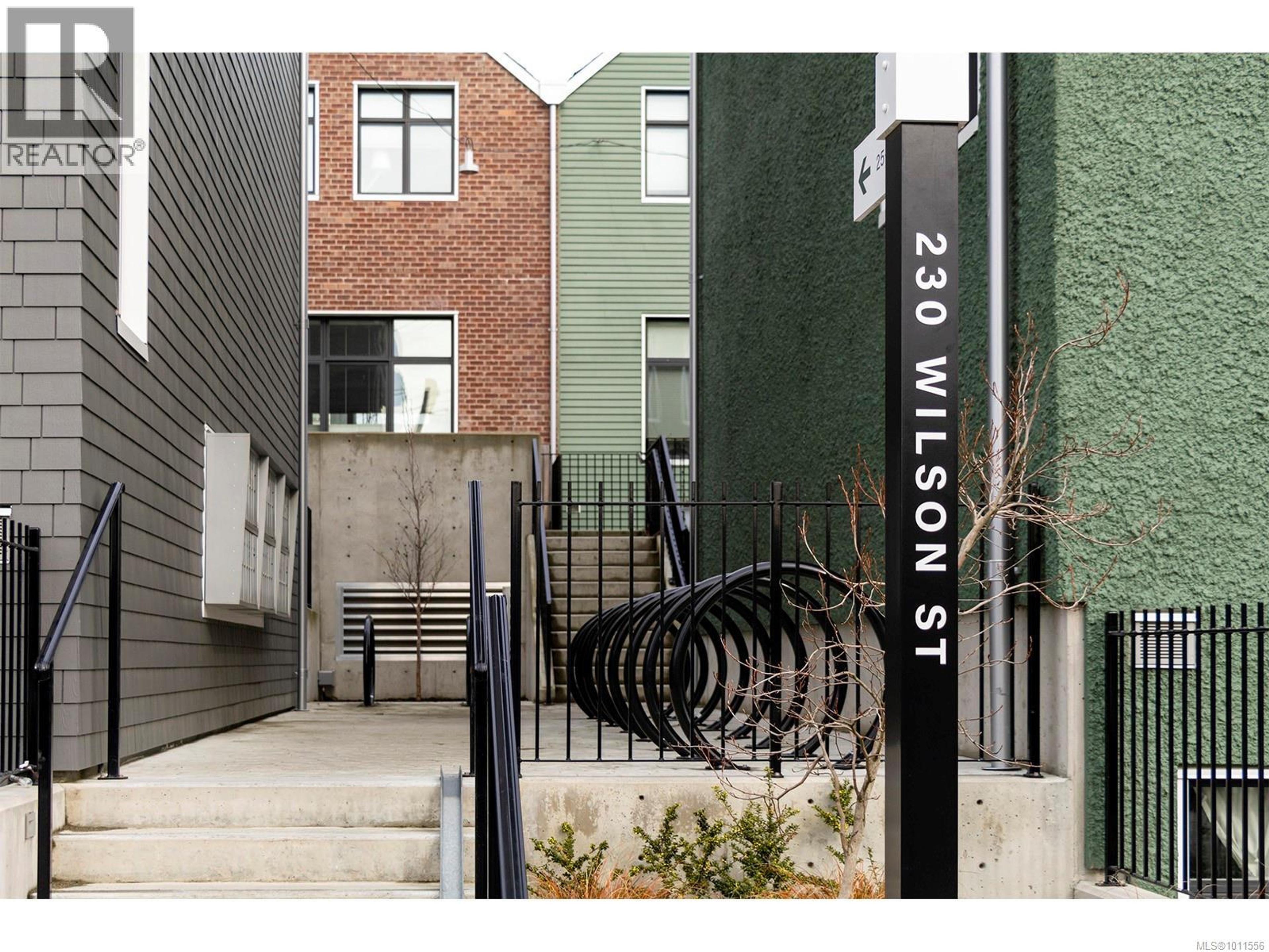 #5 230 WILSON ST - Image 20
