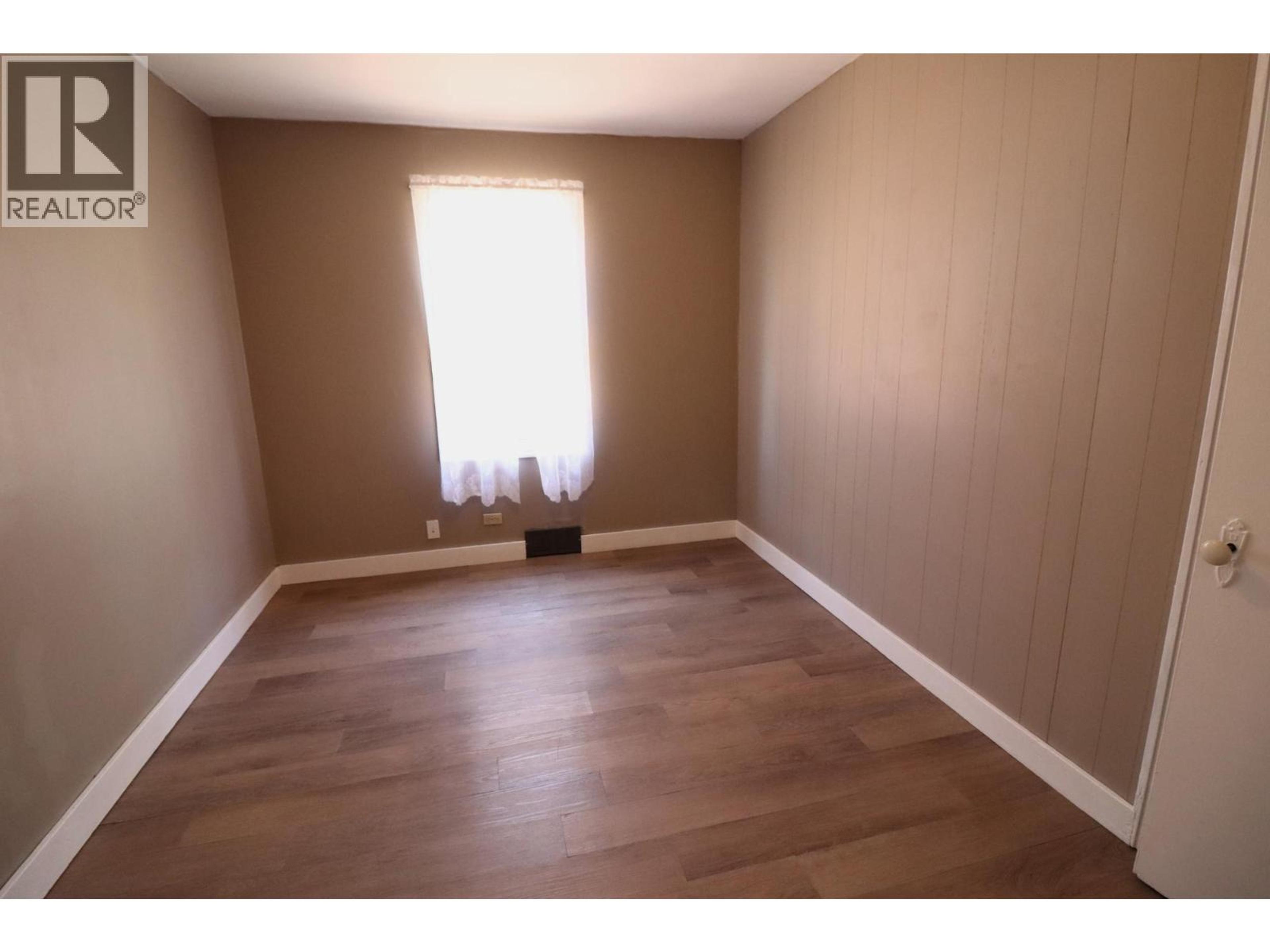 325 WILLOW STREET - Image 8