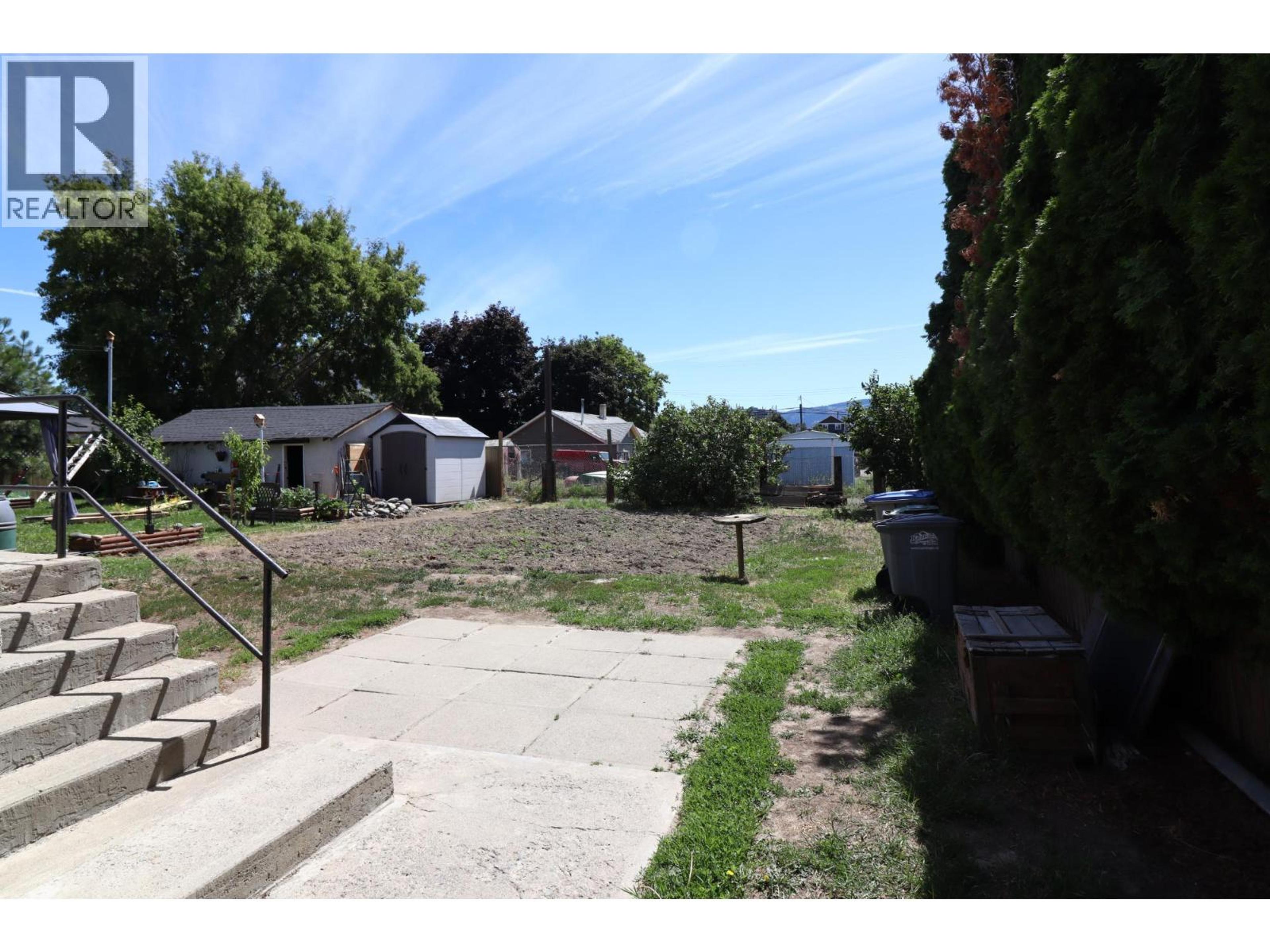 325 WILLOW STREET - Image 12