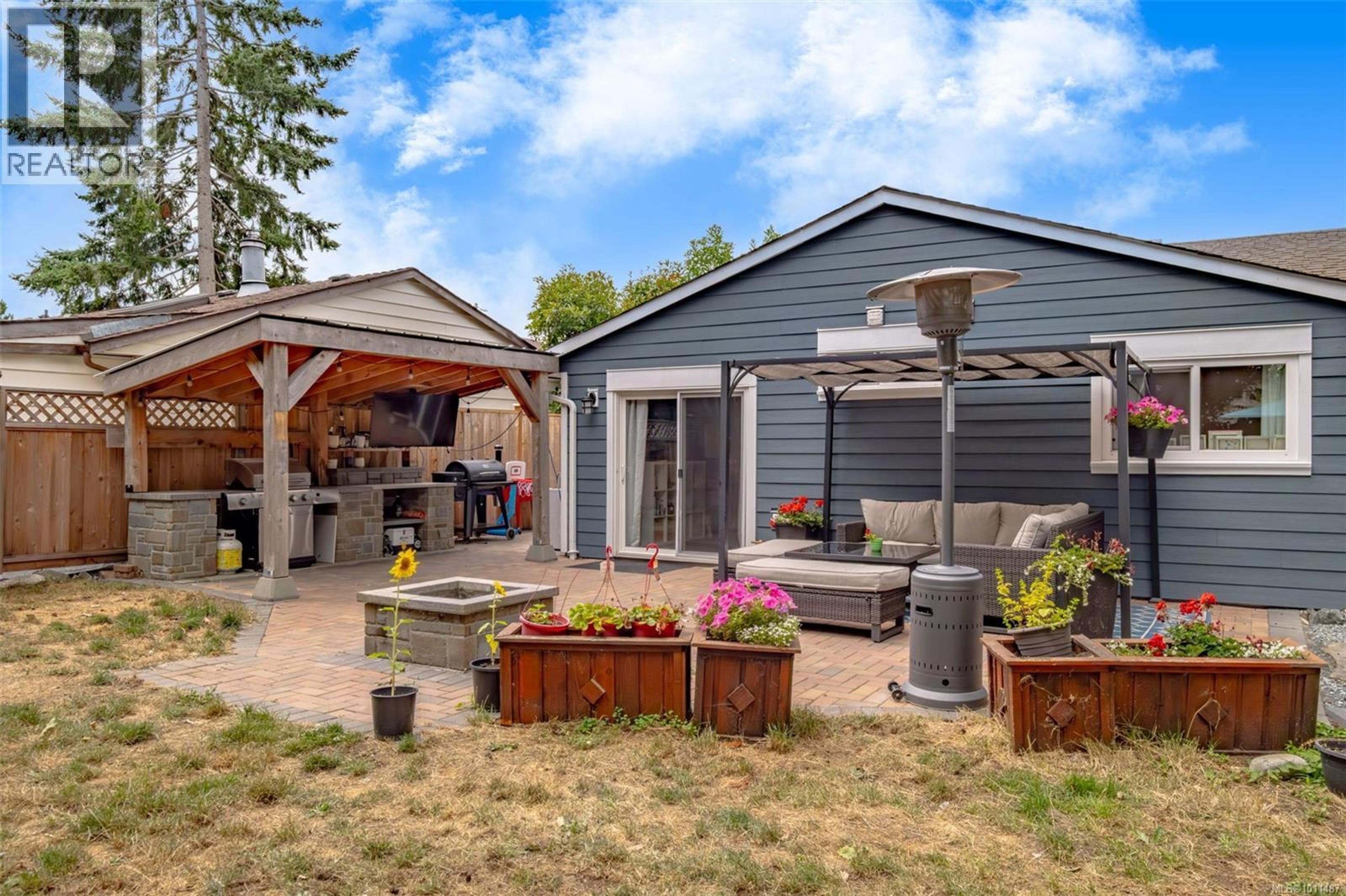 146 COOPER PL - Image 17