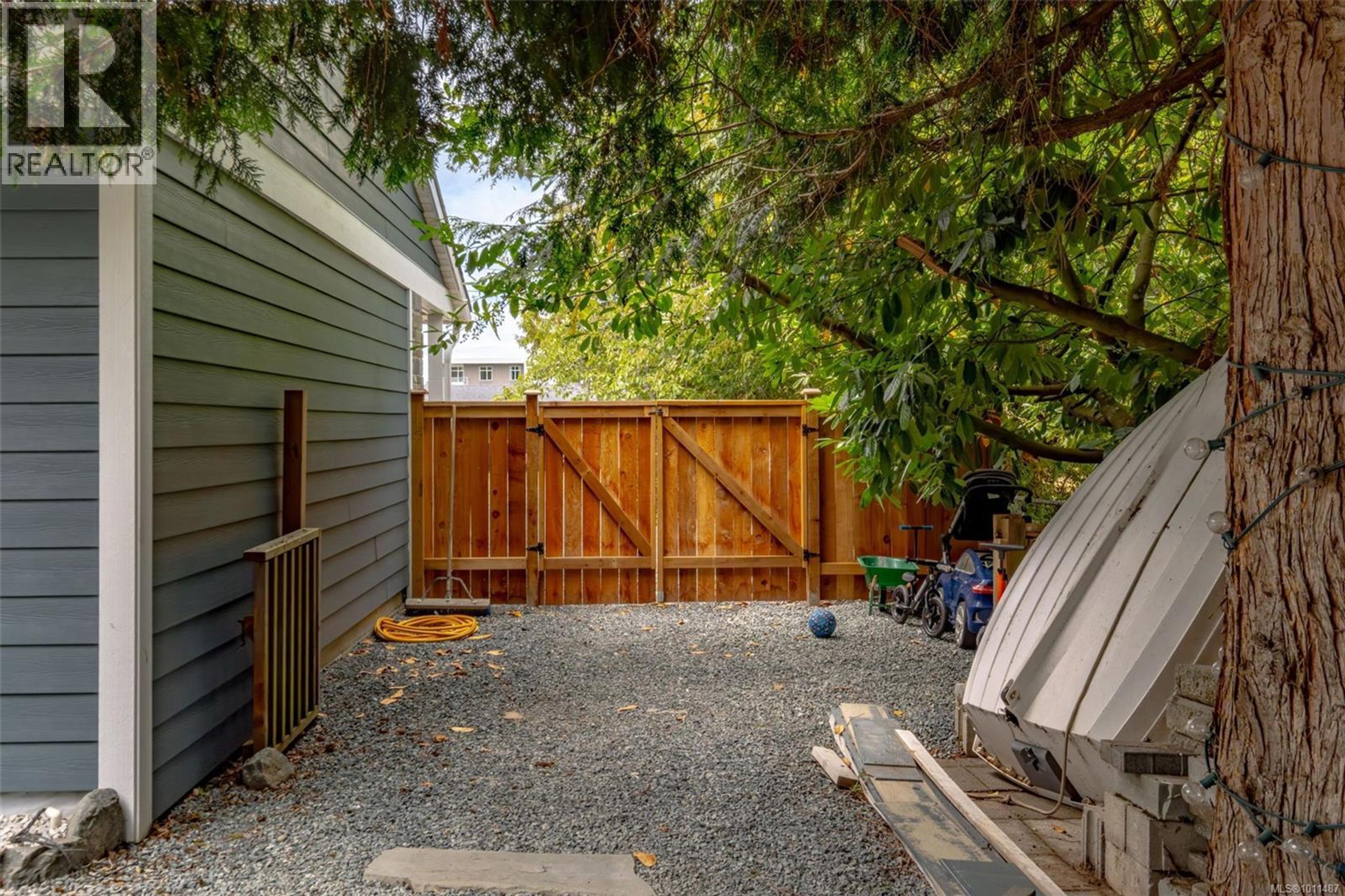 146 COOPER PL - Image 21
