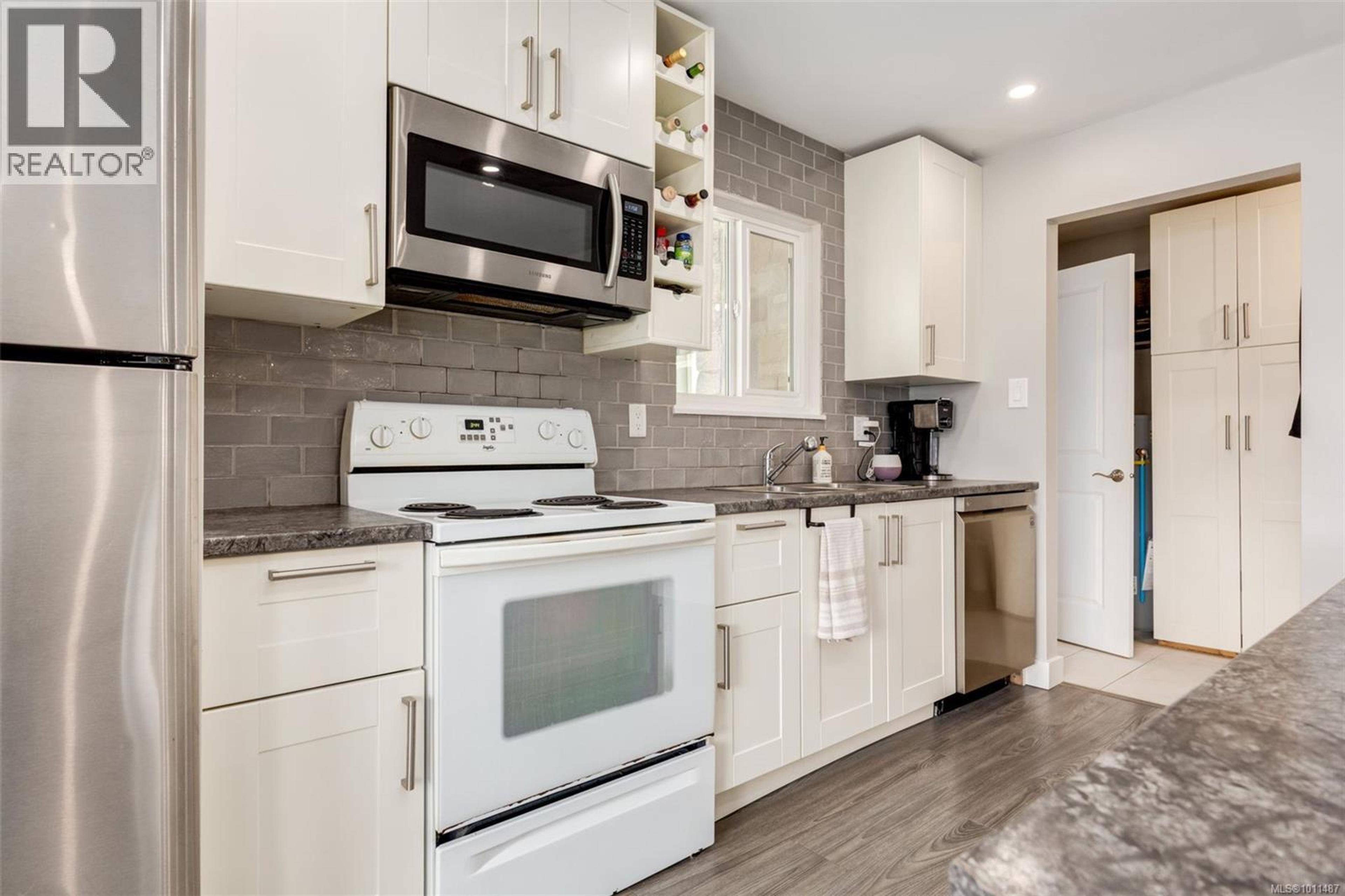 146 COOPER PL - Image 22