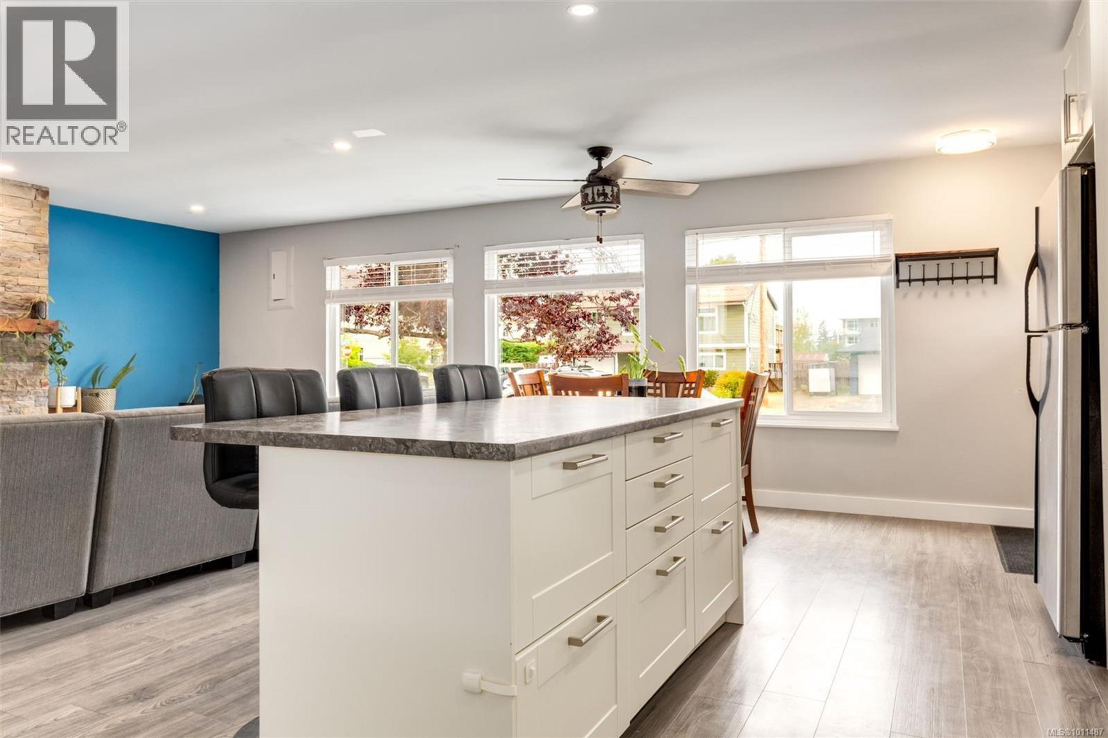 146 COOPER PL - Image 6