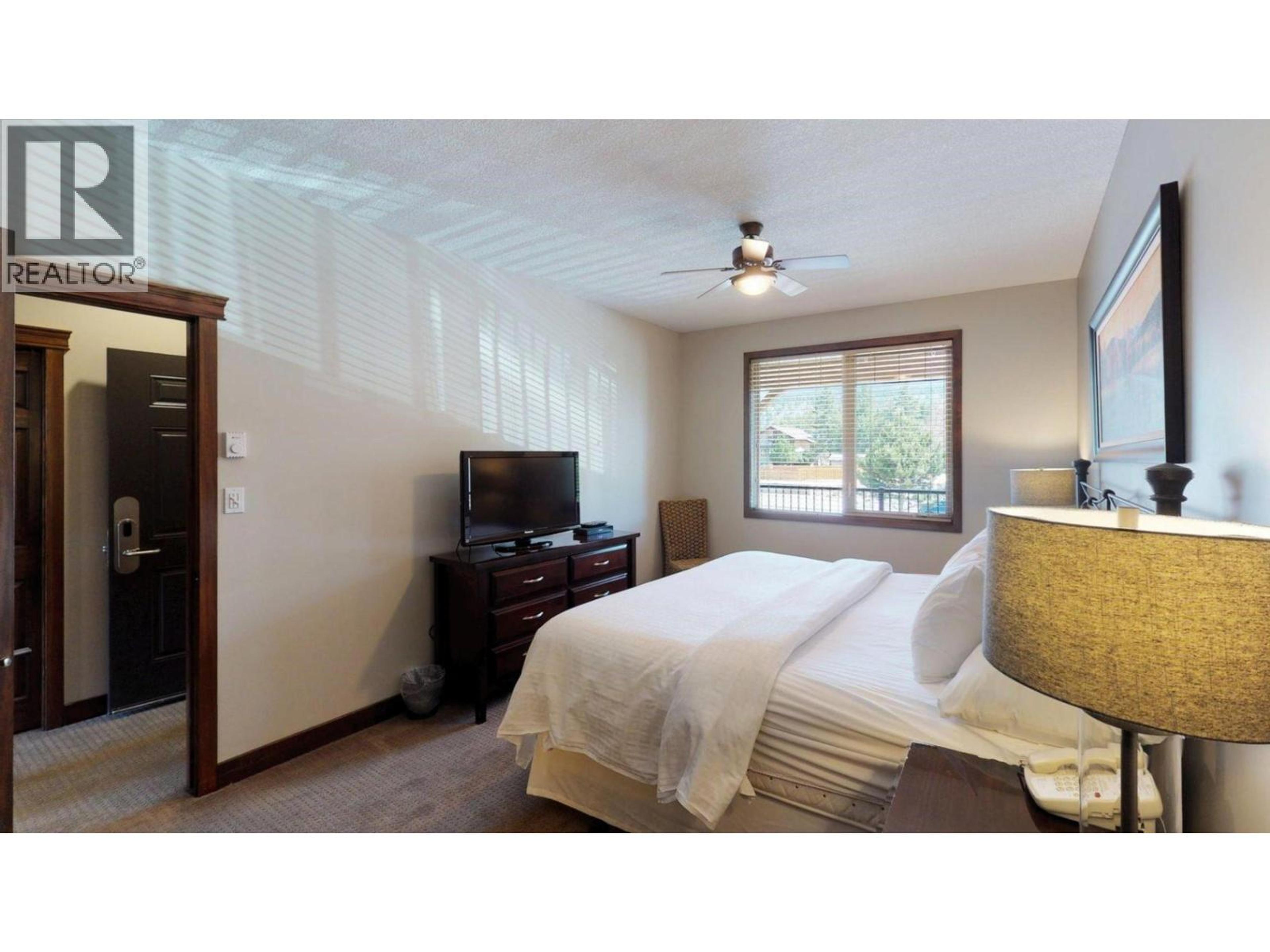 #634 B 600 BIGHORN BOULEVARD - Image 37