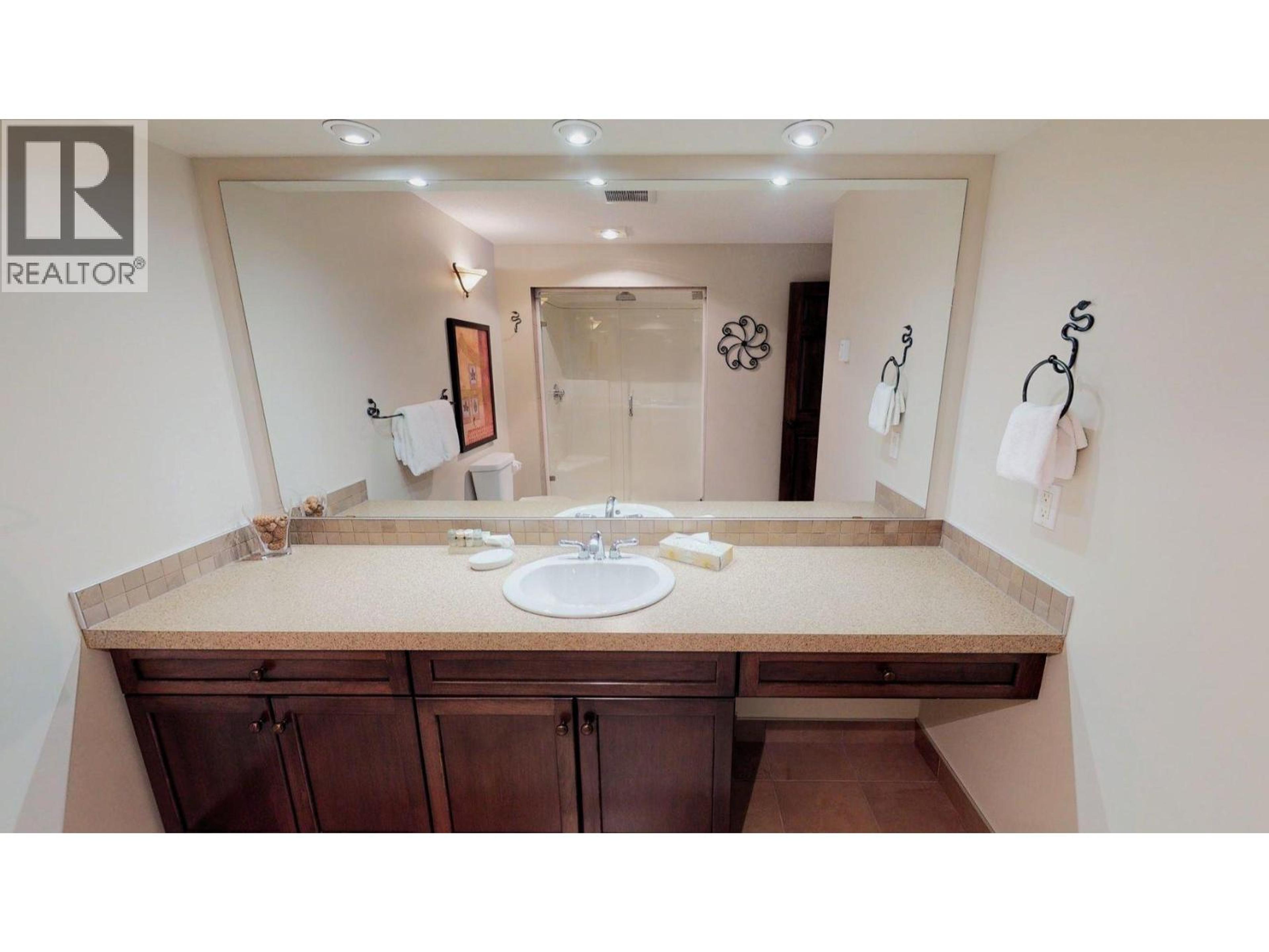 #634 B 600 BIGHORN BOULEVARD - Image 44