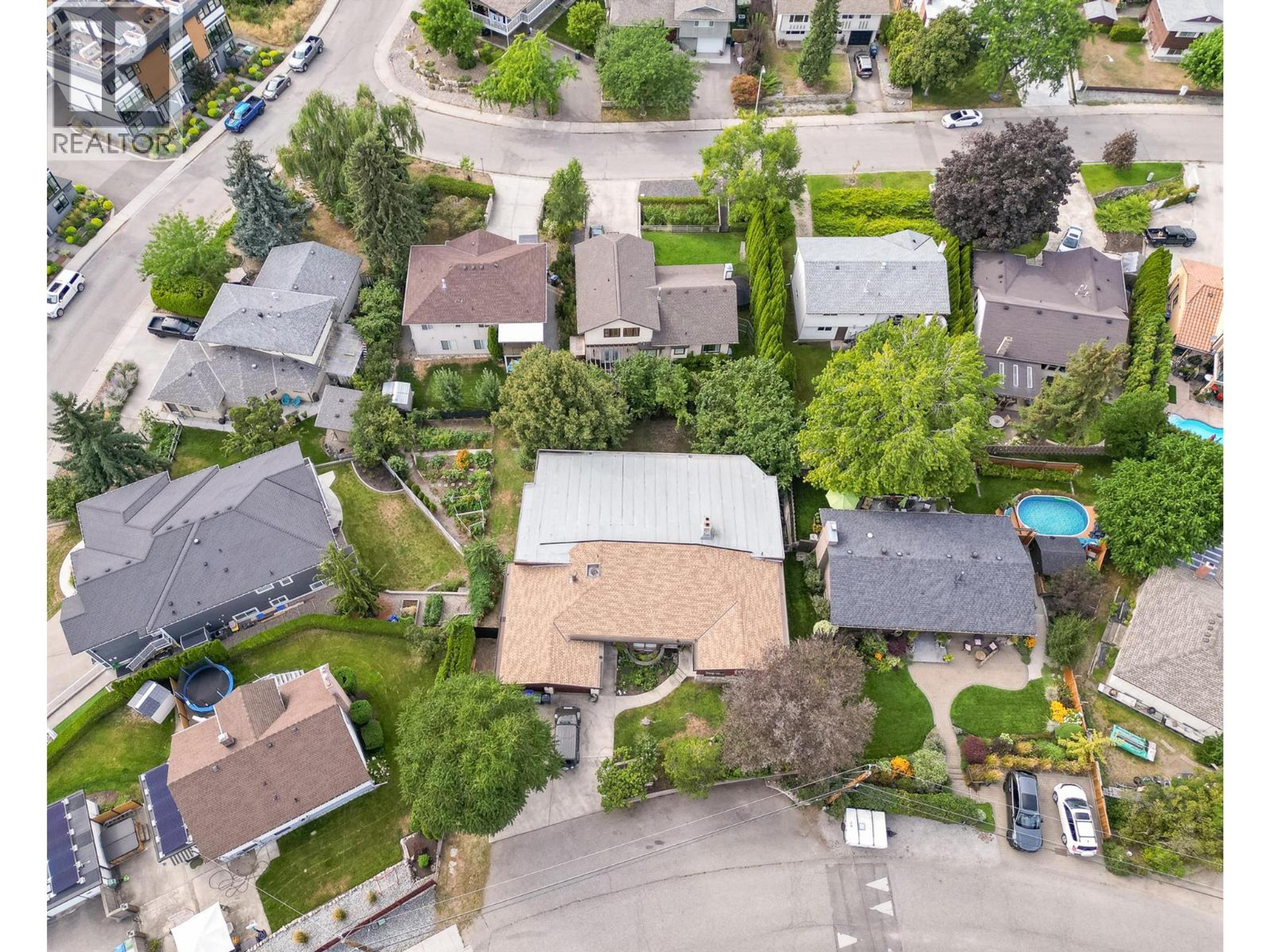 1590 WILLOW CRESCENT - Image 53