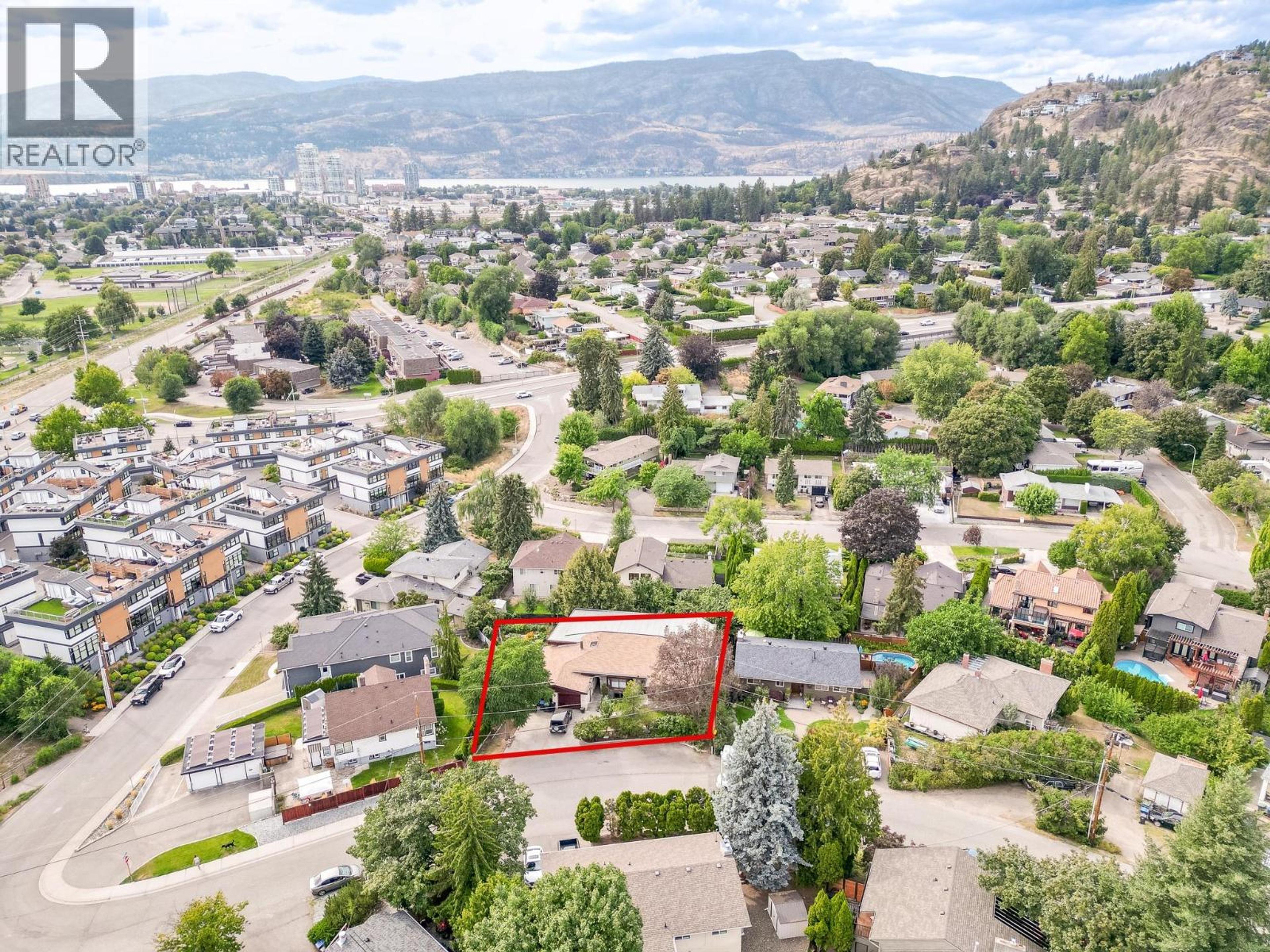 1590 WILLOW CRESCENT - Image 52