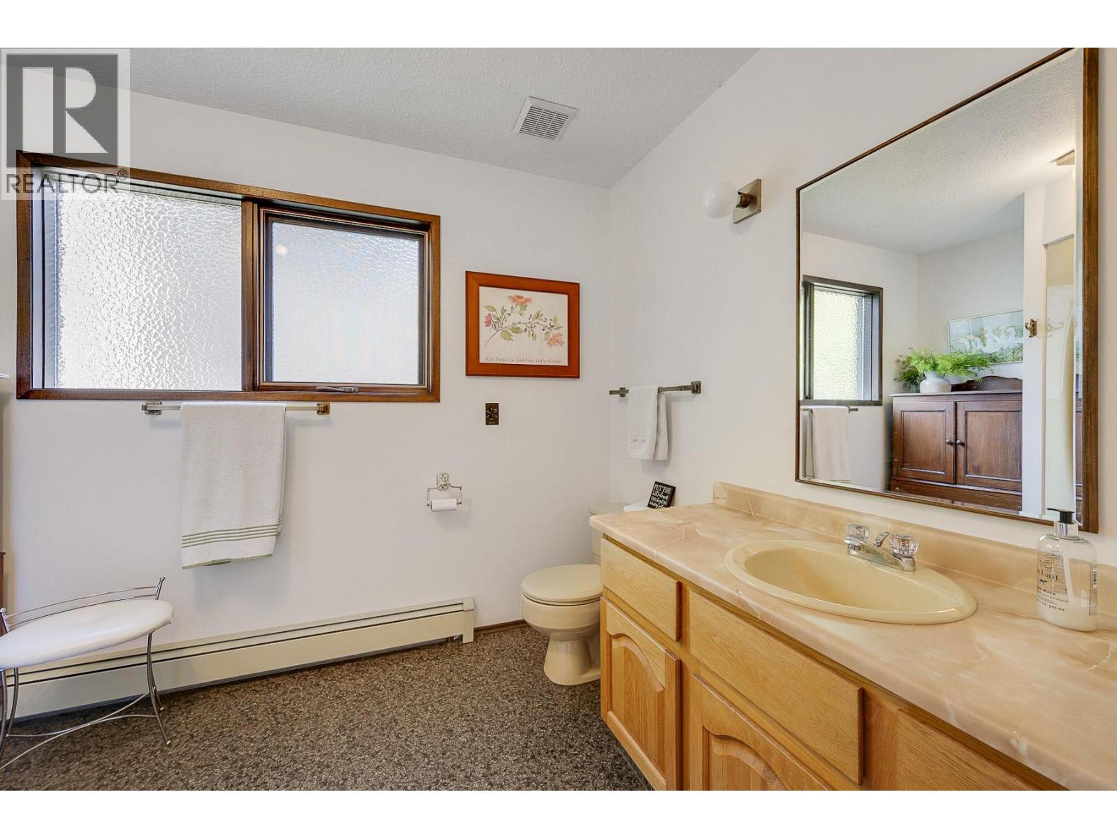 1590 WILLOW CRESCENT - Image 23