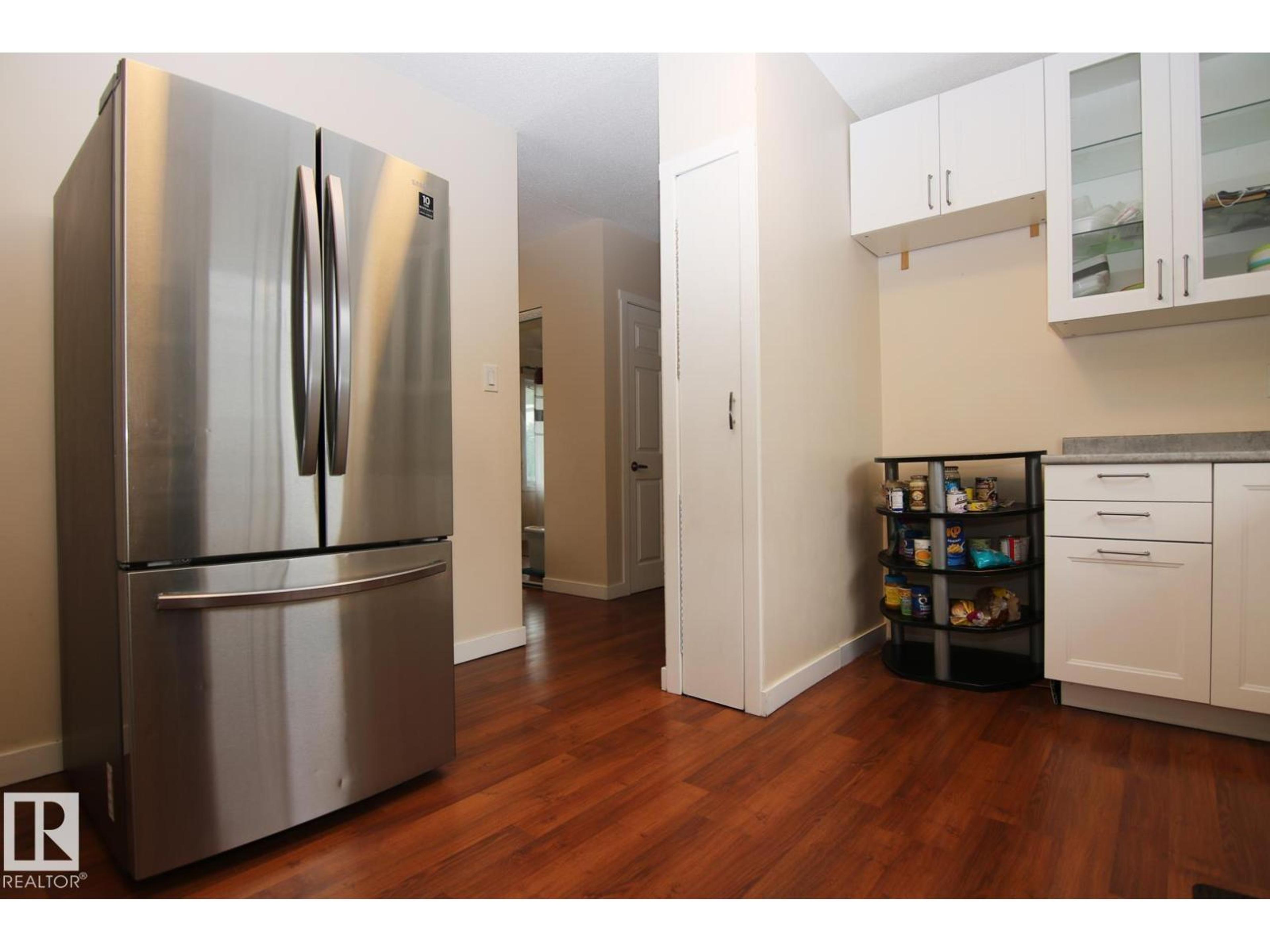4304 121 AV NW - Image 18