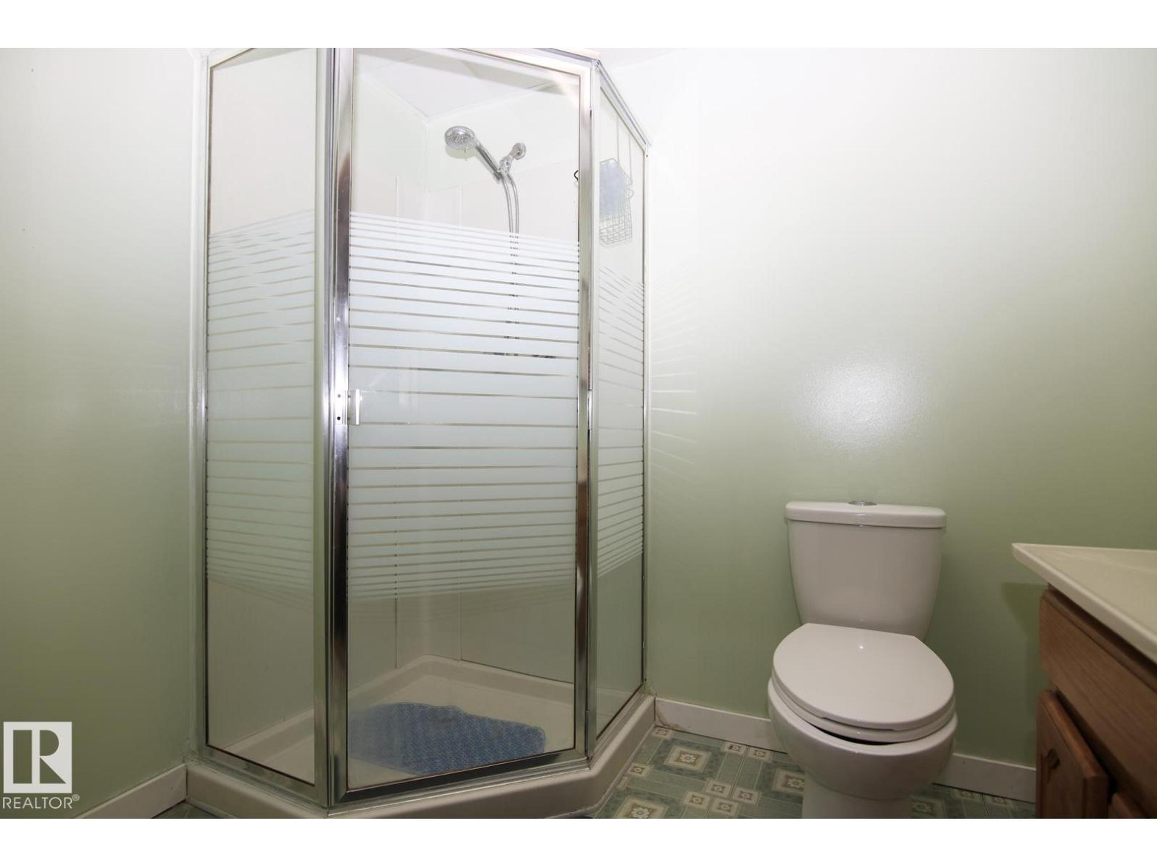 4304 121 AV NW - Image 34