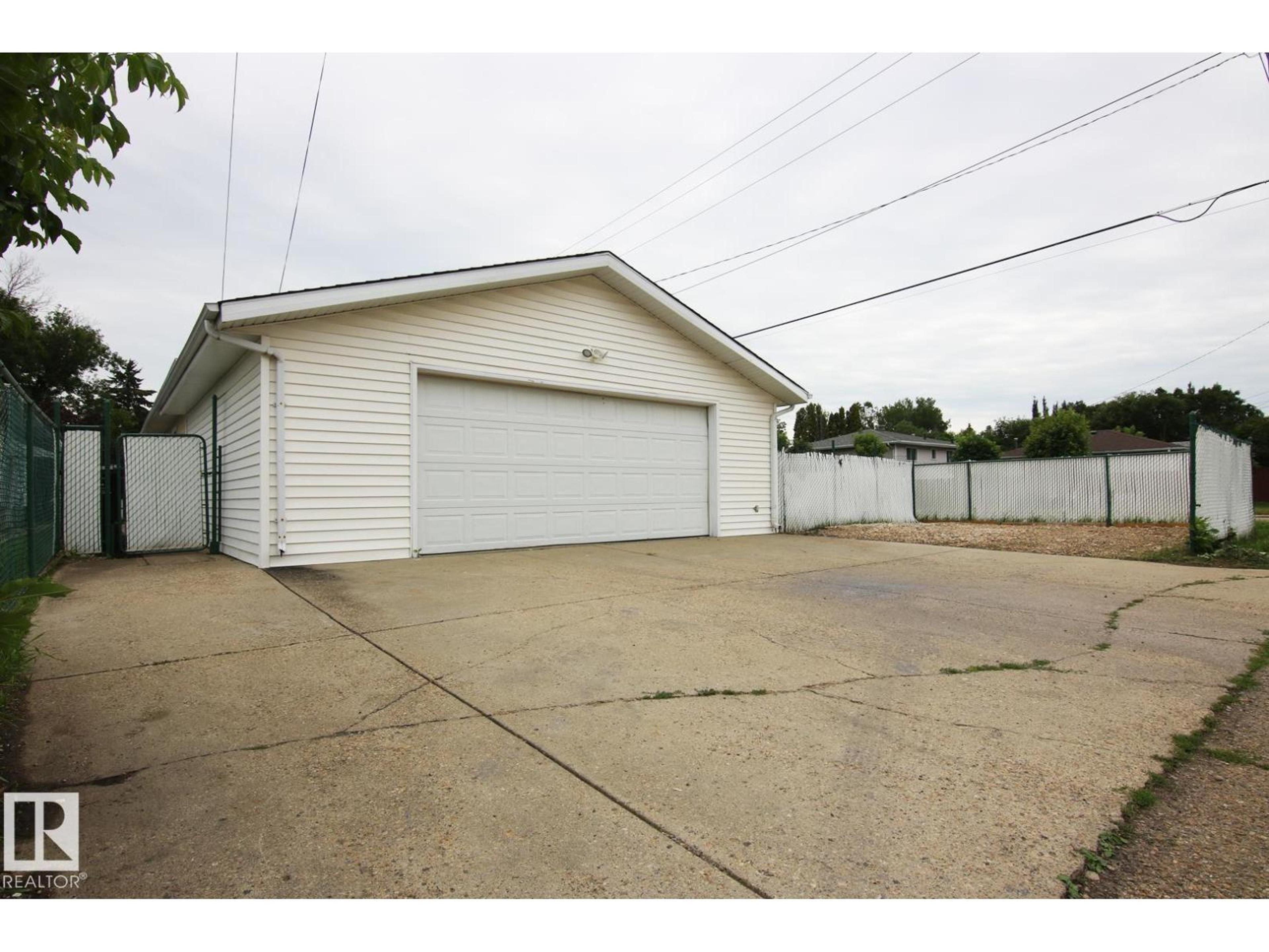 4304 121 AV NW - Image 4