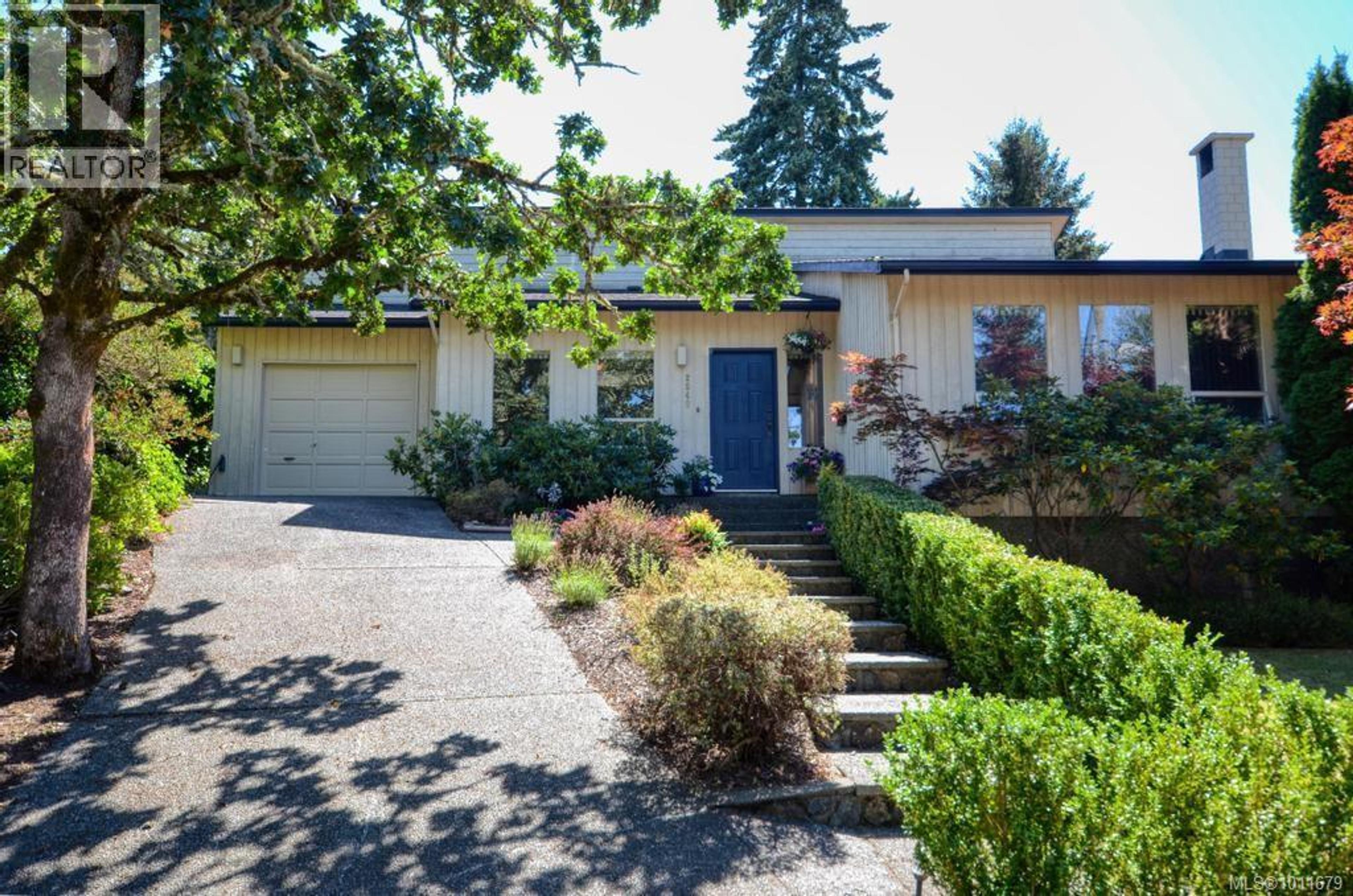 2540 TOTH PL - Image 1