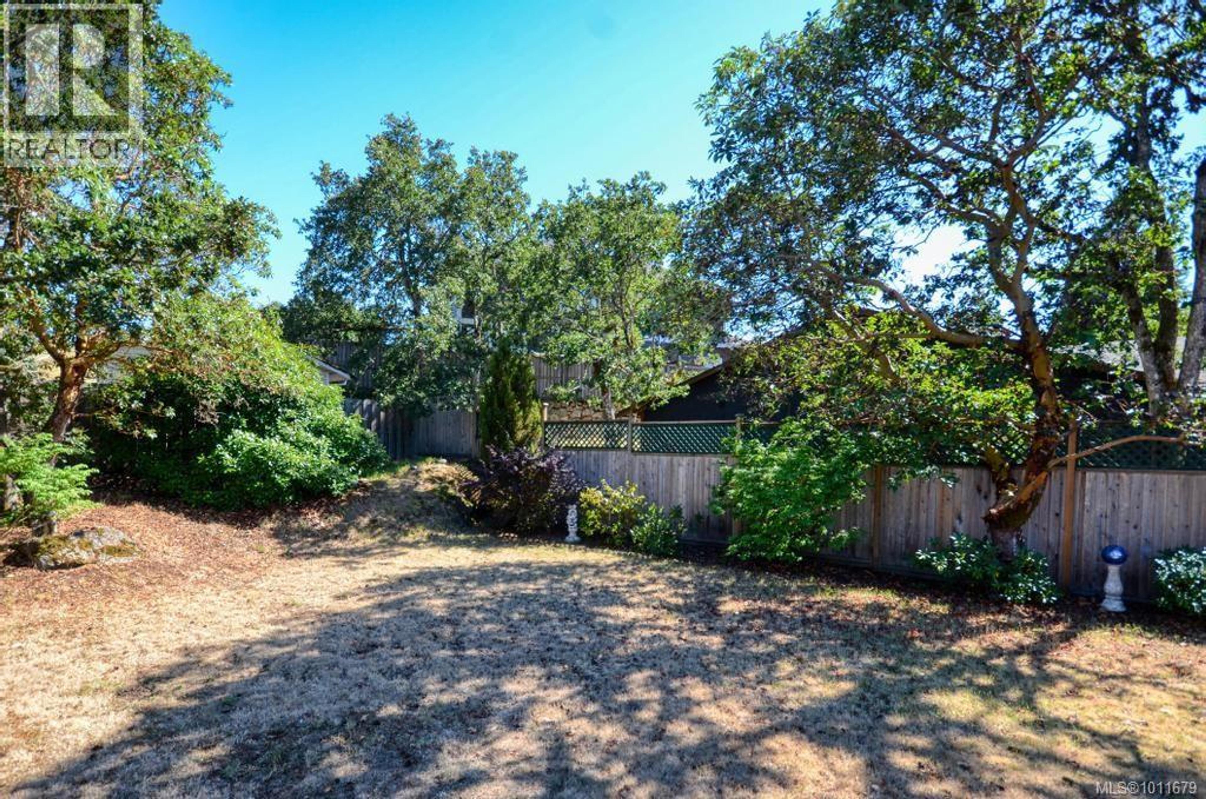 2540 TOTH PL - Image 27