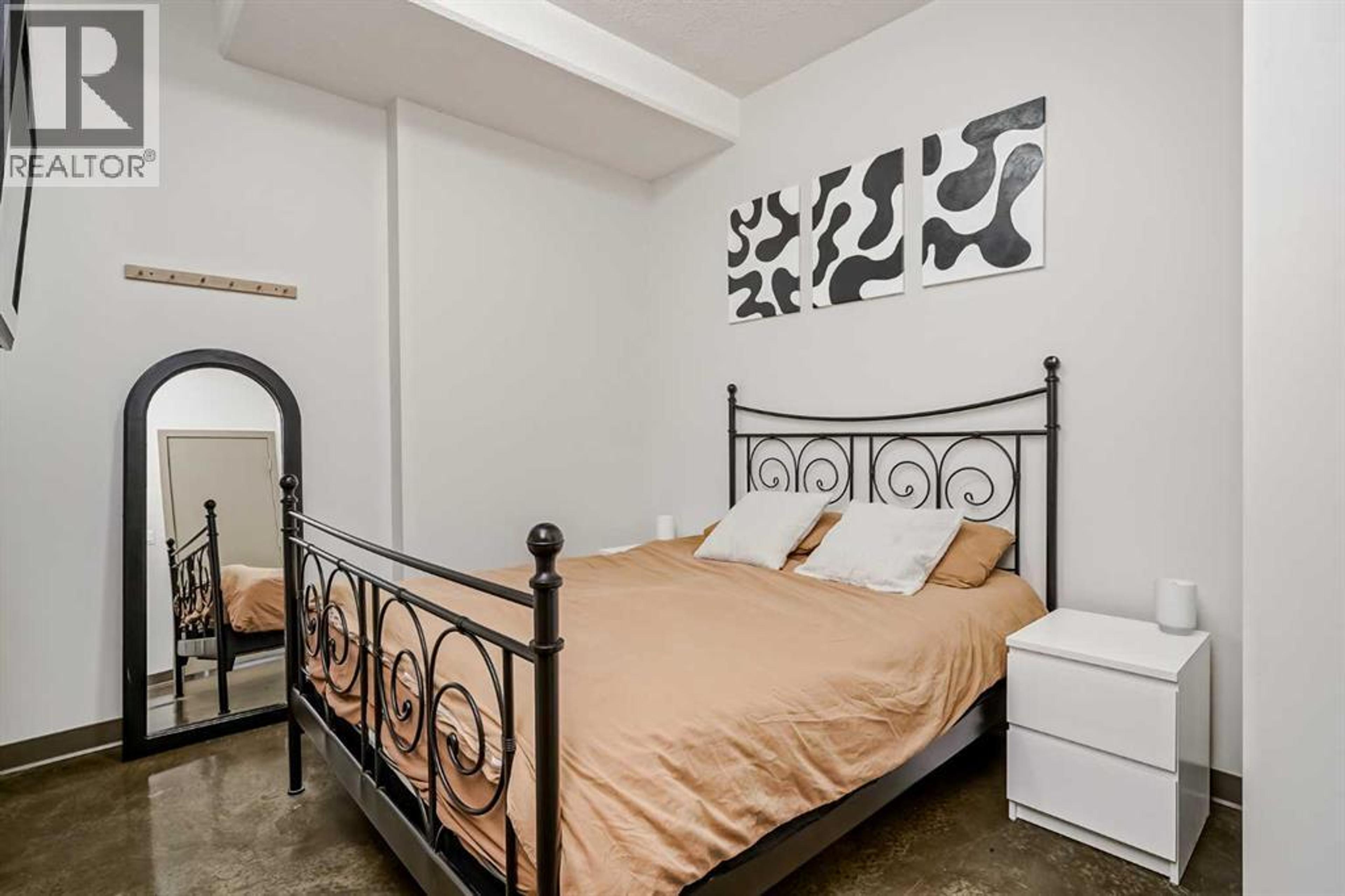 1311, 135 13 AVENUE SW - Image 20