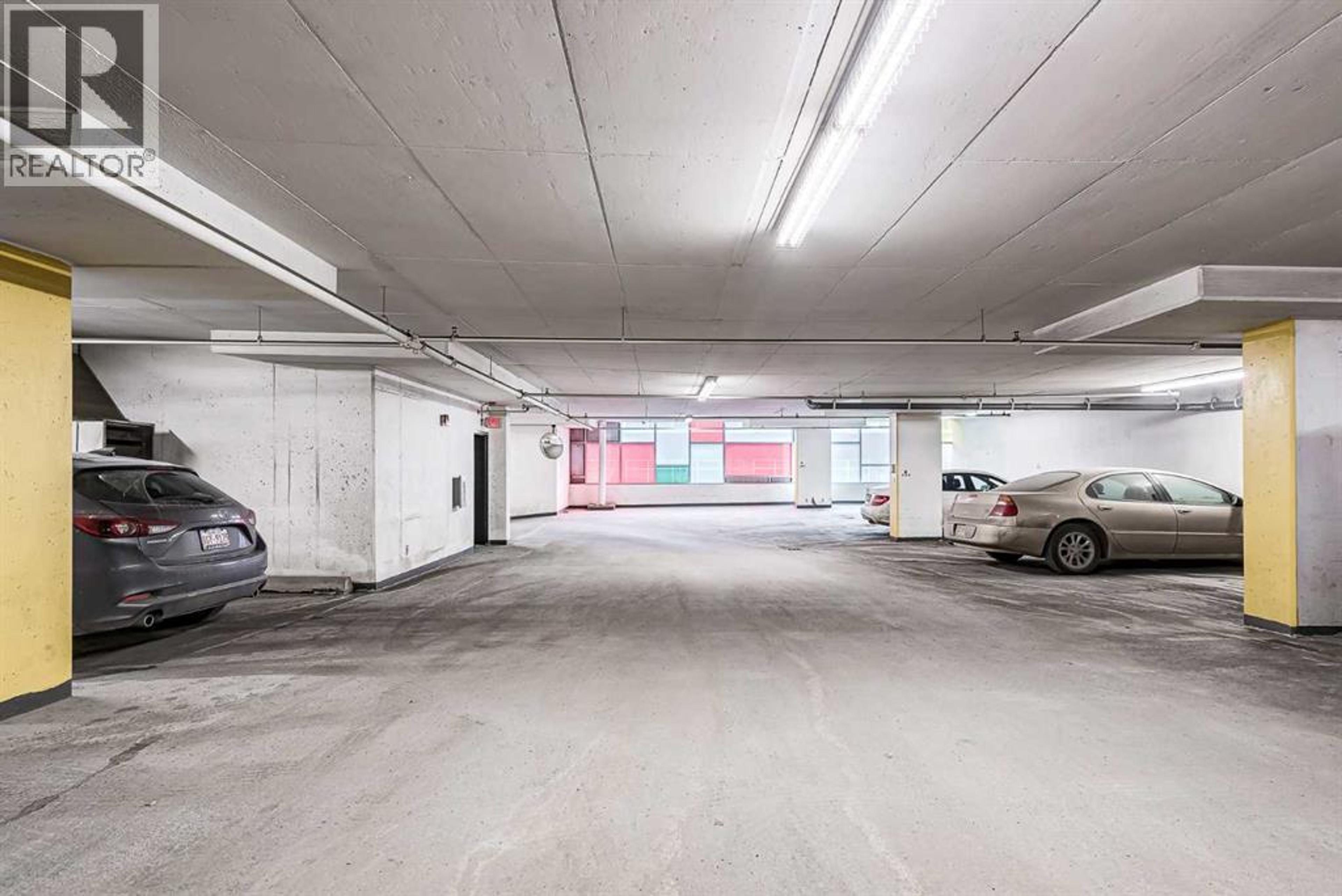 1311, 135 13 AVENUE SW - Image 26