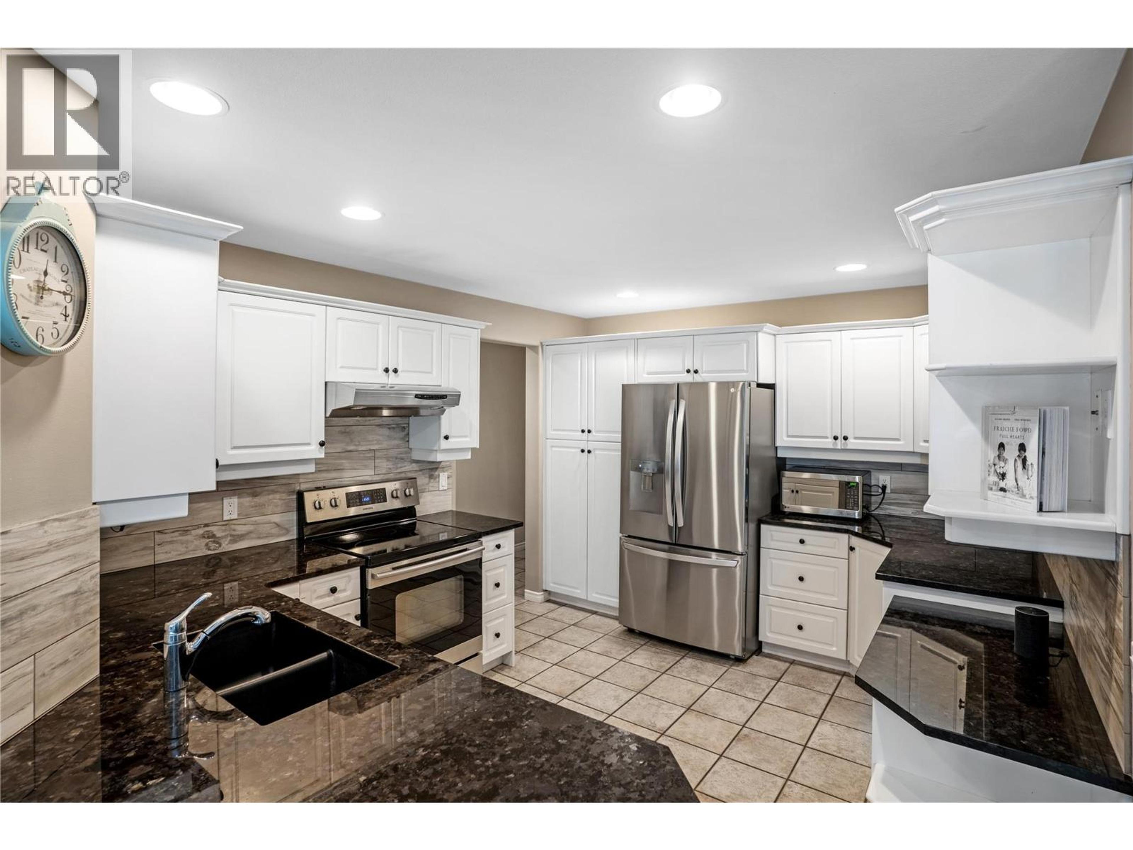 1083 CHILCOTIN CRESCENT - Image 11