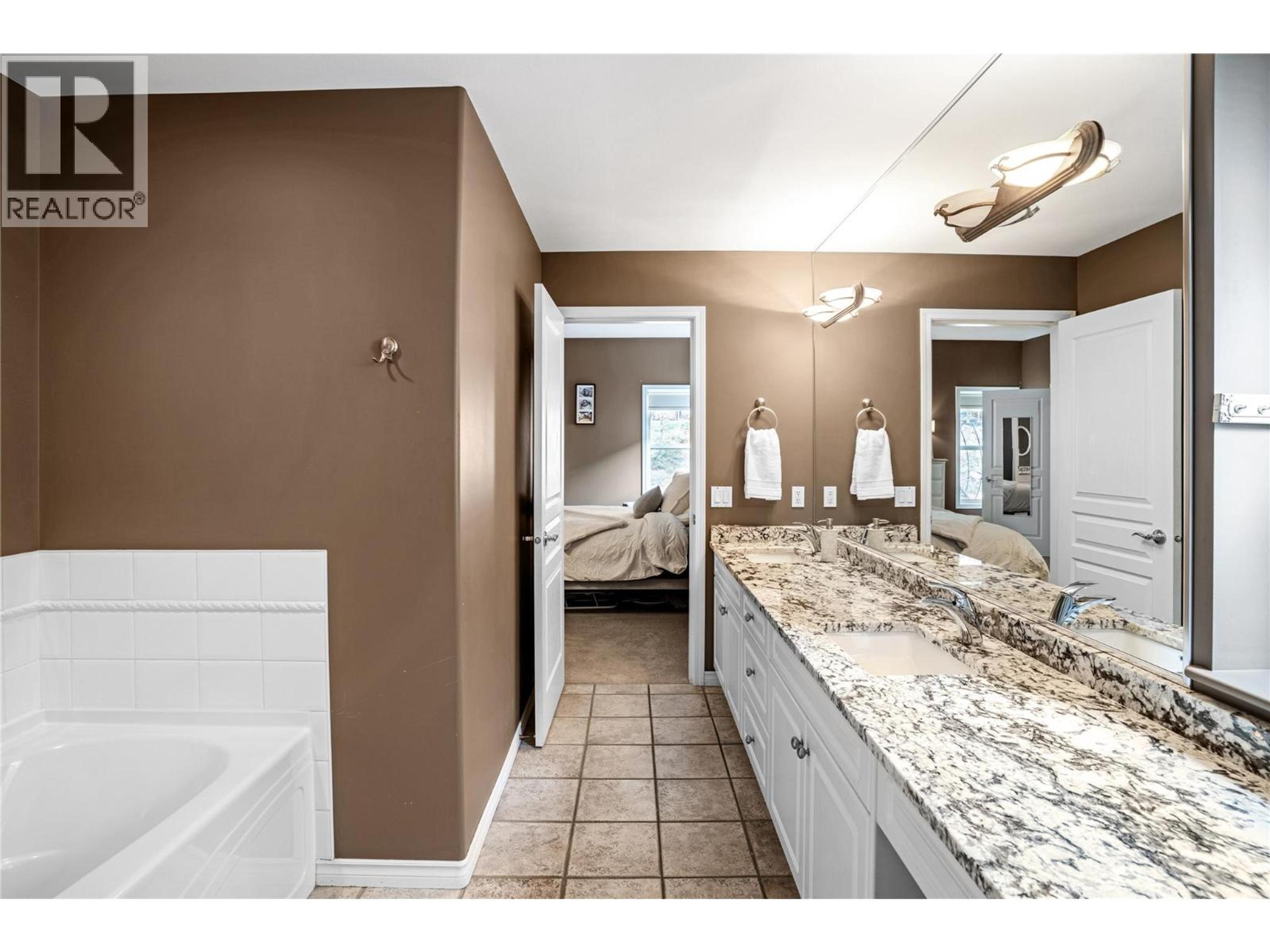 1083 CHILCOTIN CRESCENT - Image 19