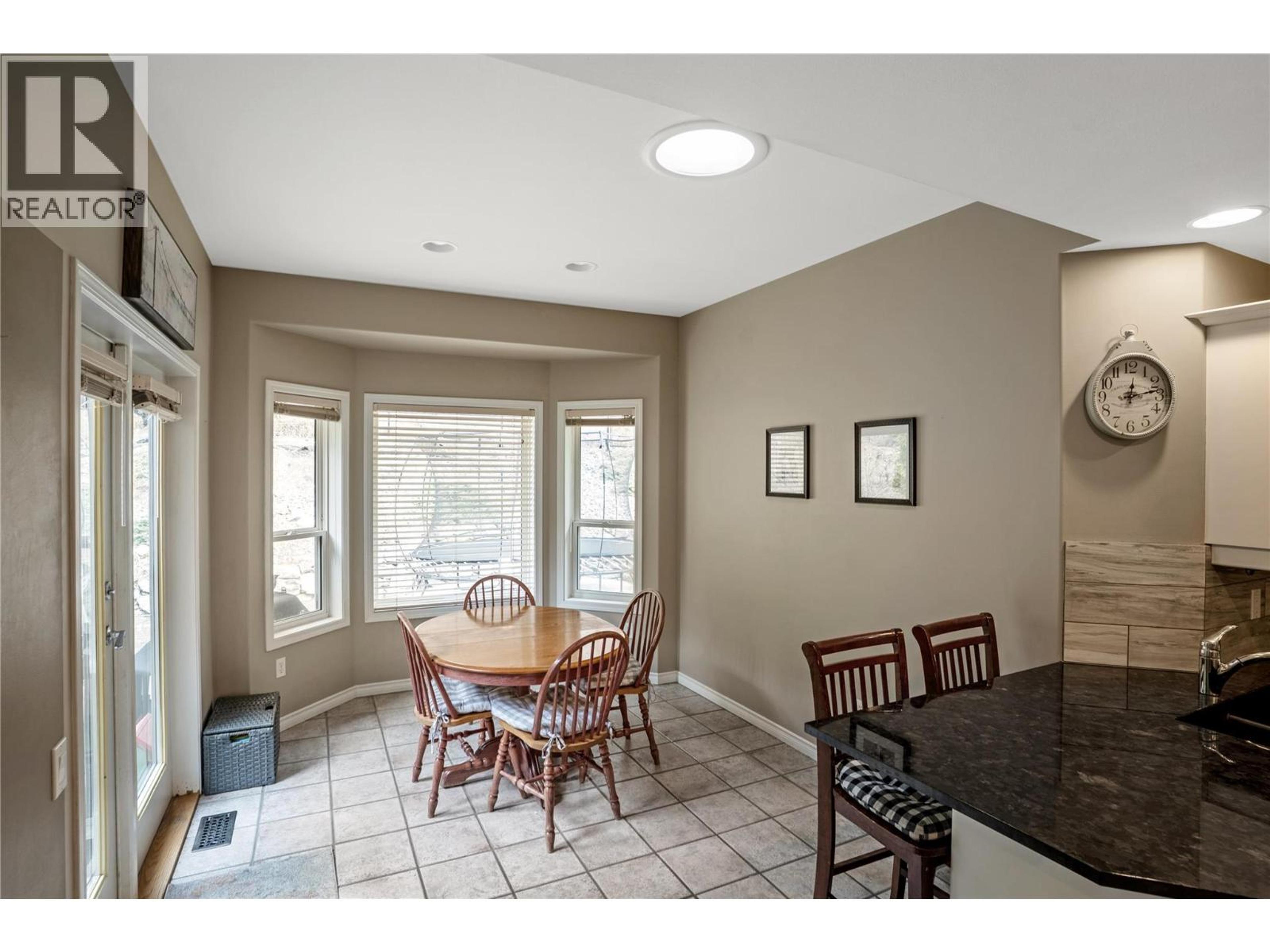 1083 CHILCOTIN CRESCENT - Image 9