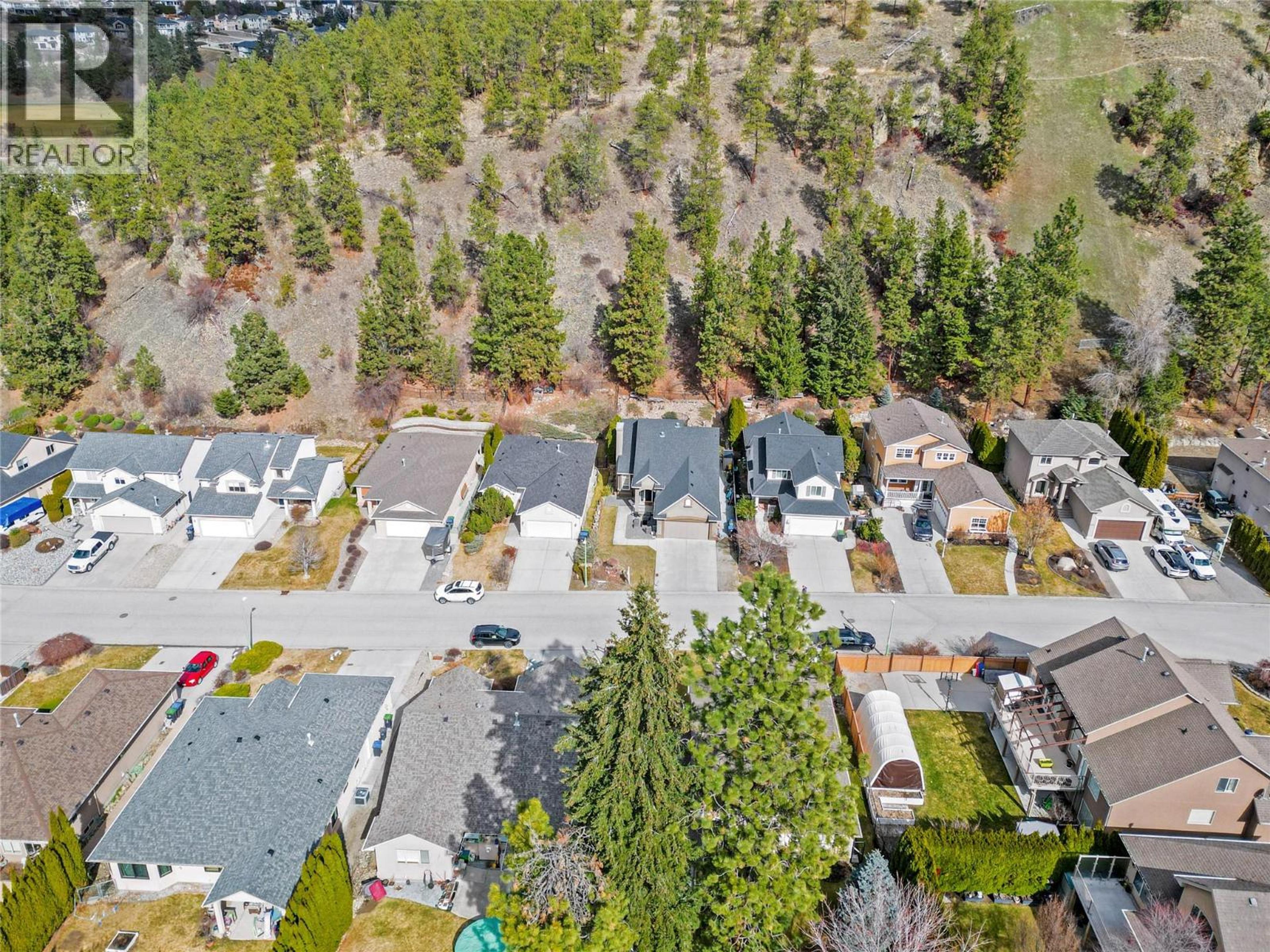 1083 CHILCOTIN CRESCENT - Image 24
