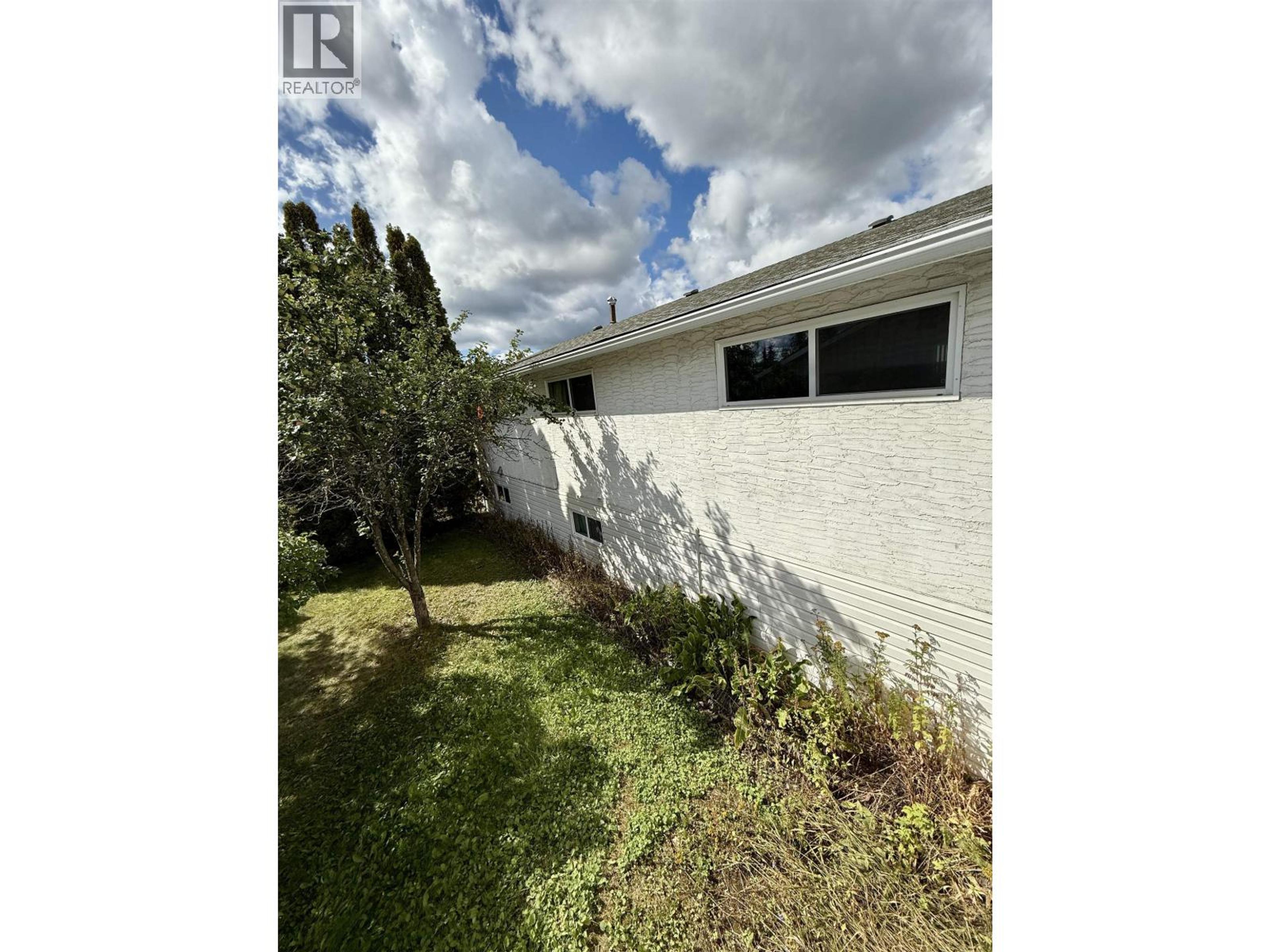 490 LANSDOWNE ROAD - Image 26