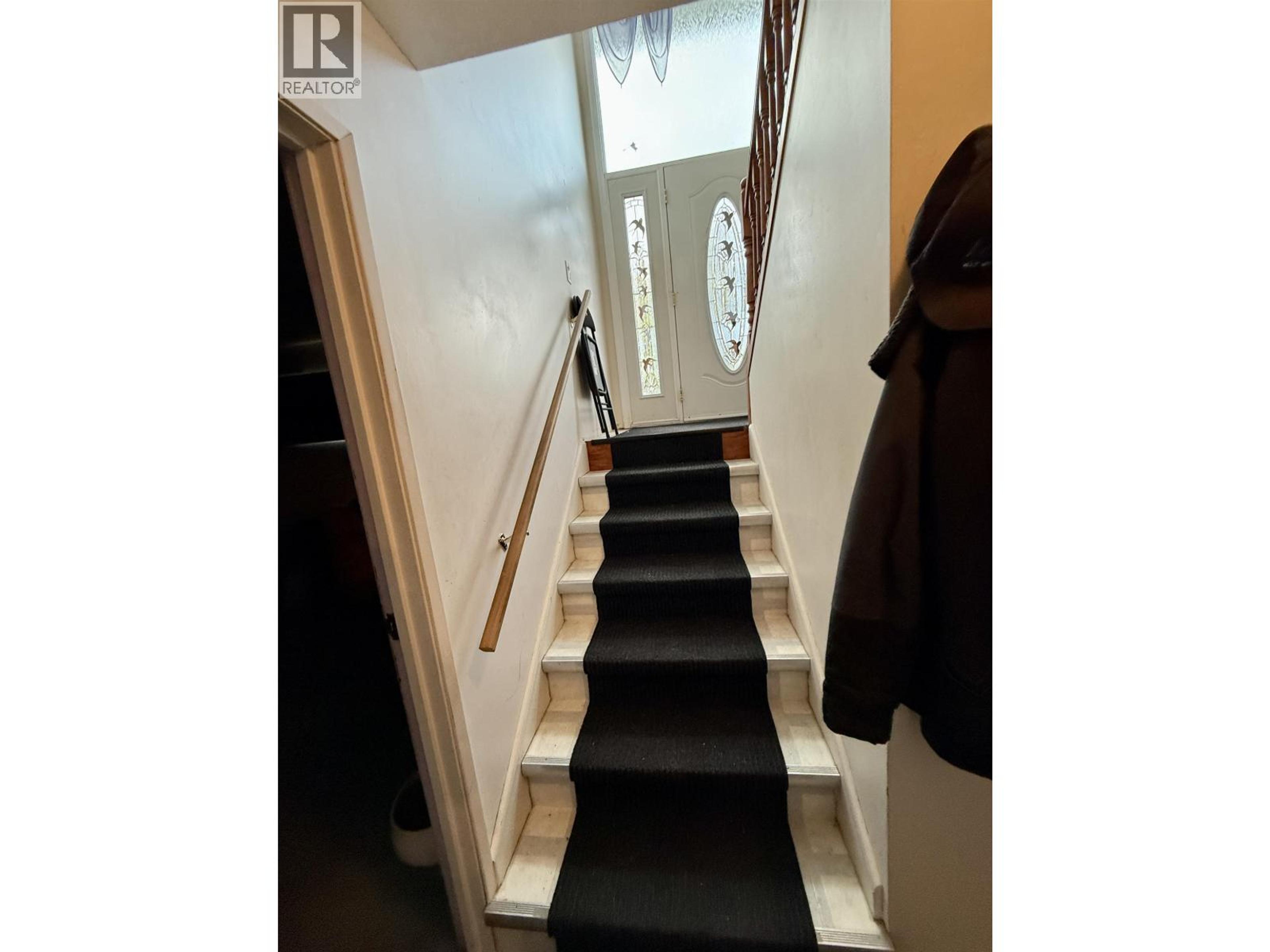490 LANSDOWNE ROAD - Image 19