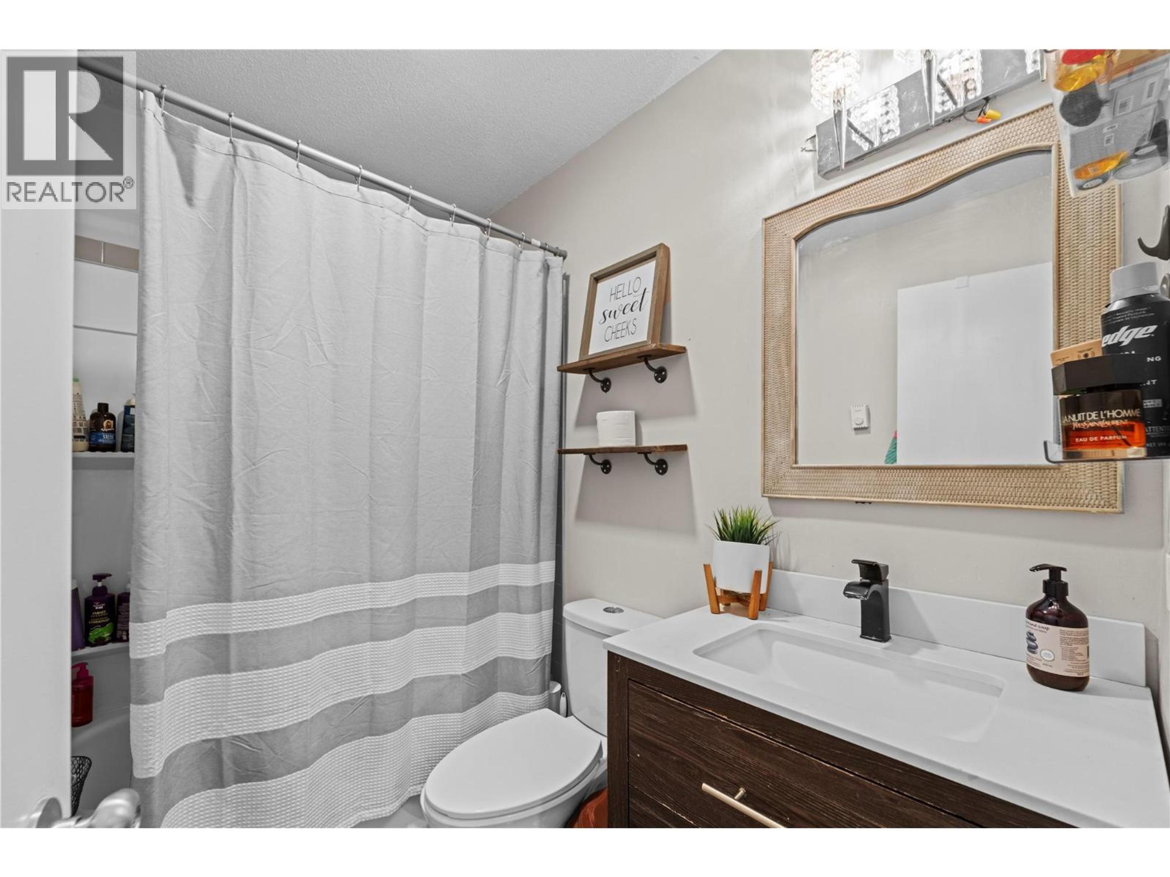 #4 700 COLLINGWOOD DRIVE - Image 14