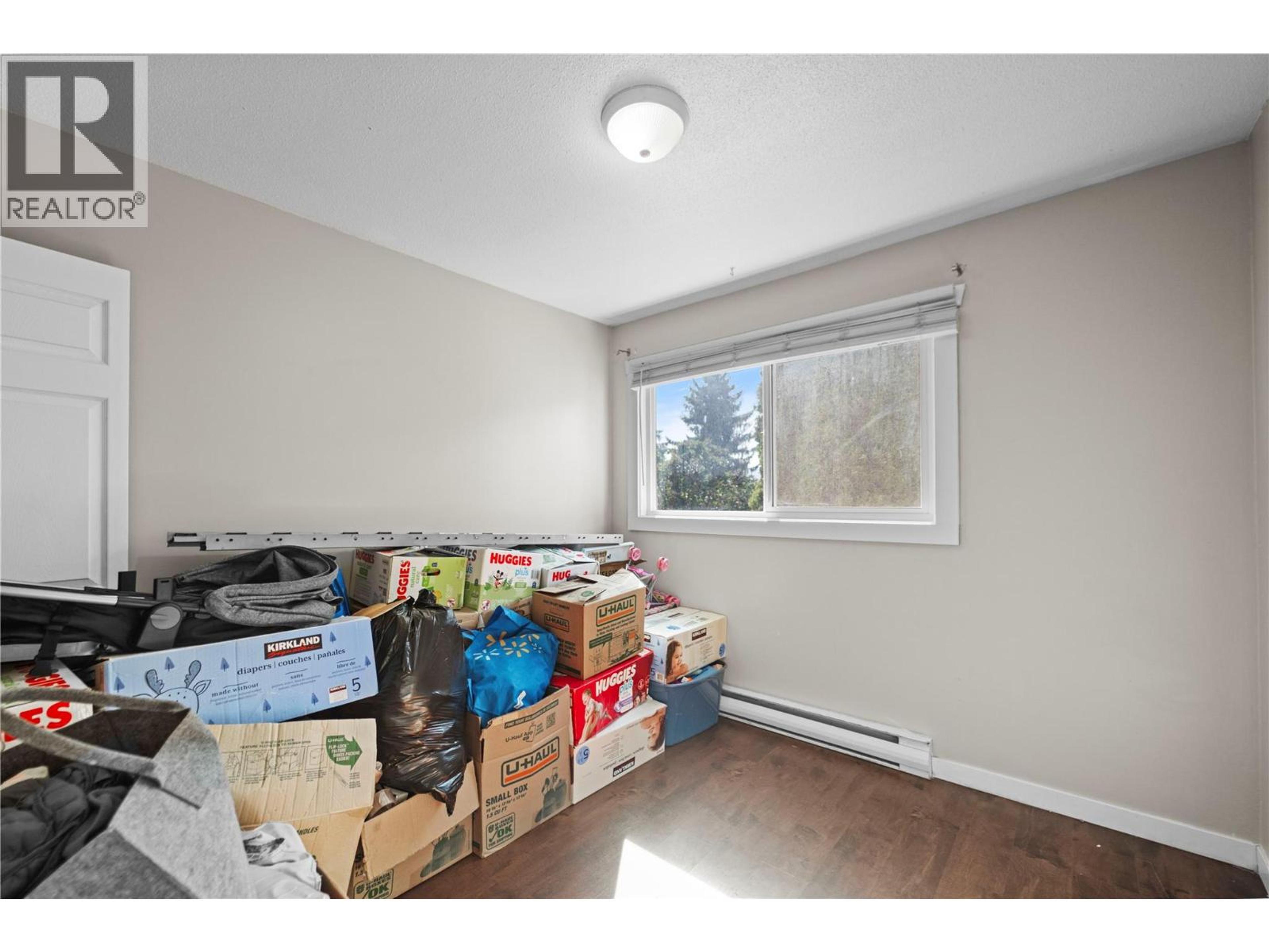 #4 700 COLLINGWOOD DRIVE - Image 18