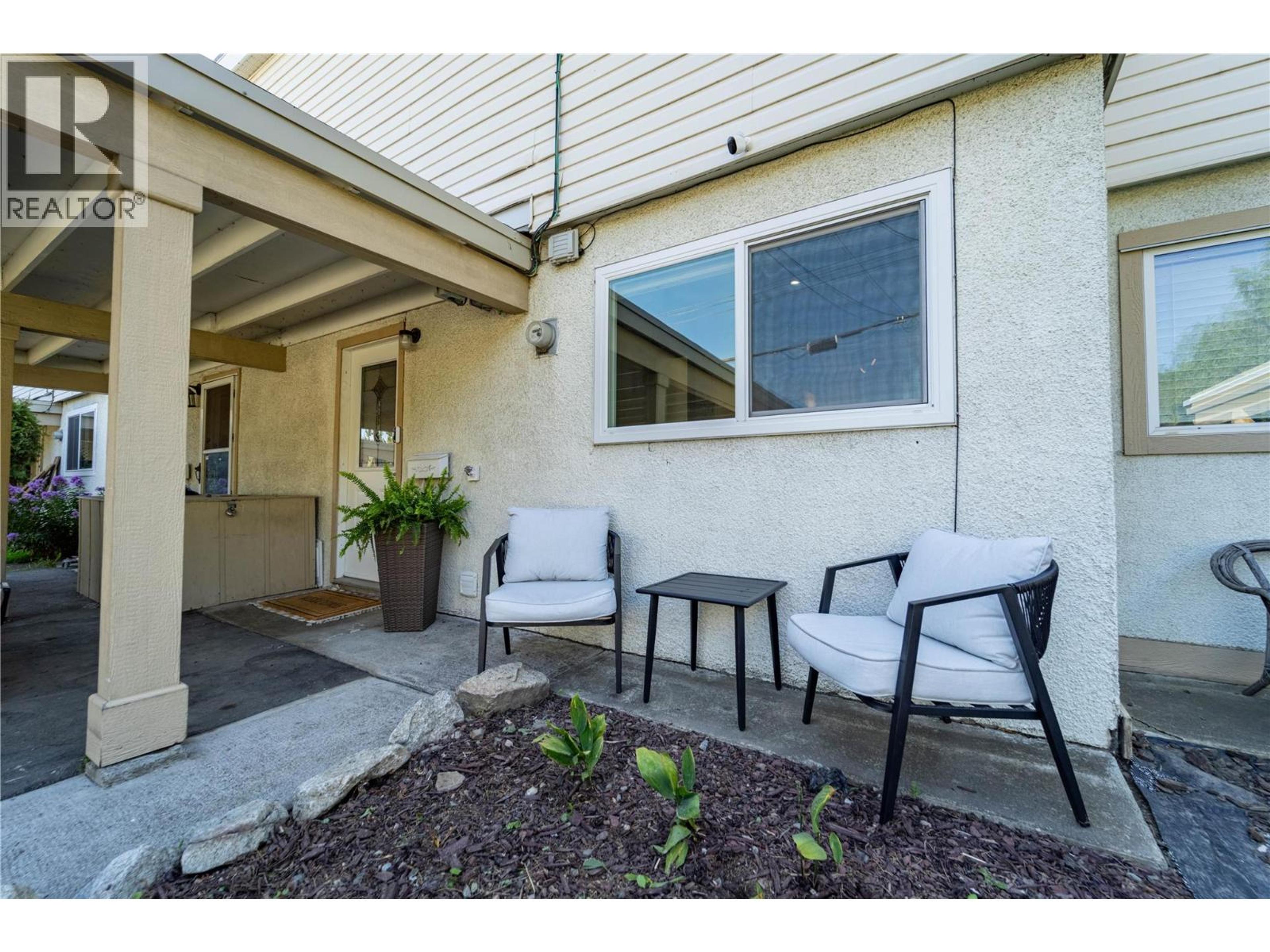 #4 700 COLLINGWOOD DRIVE - Image 2