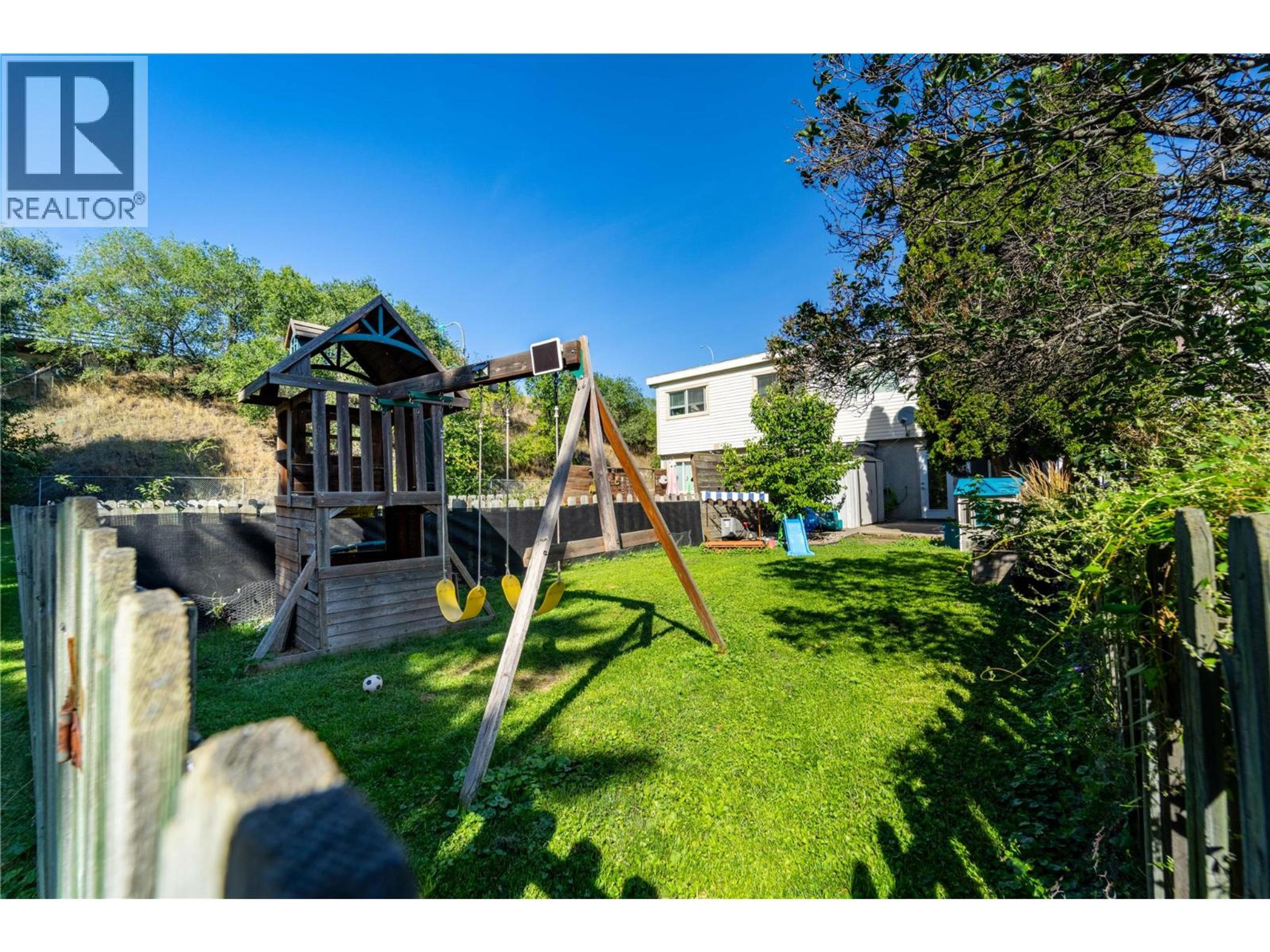 #4 700 COLLINGWOOD DRIVE - Image 20