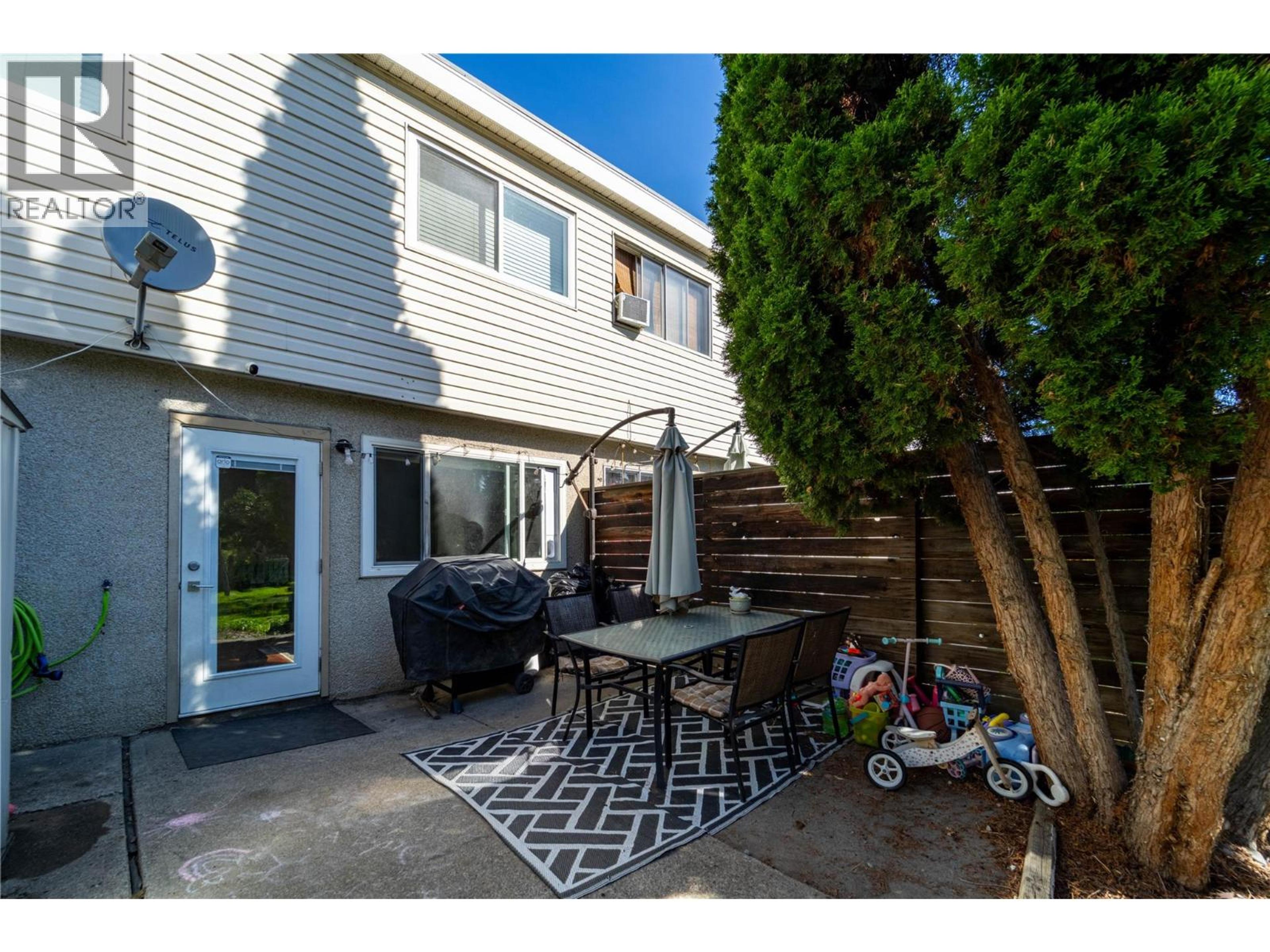 #4 700 COLLINGWOOD DRIVE - Image 21
