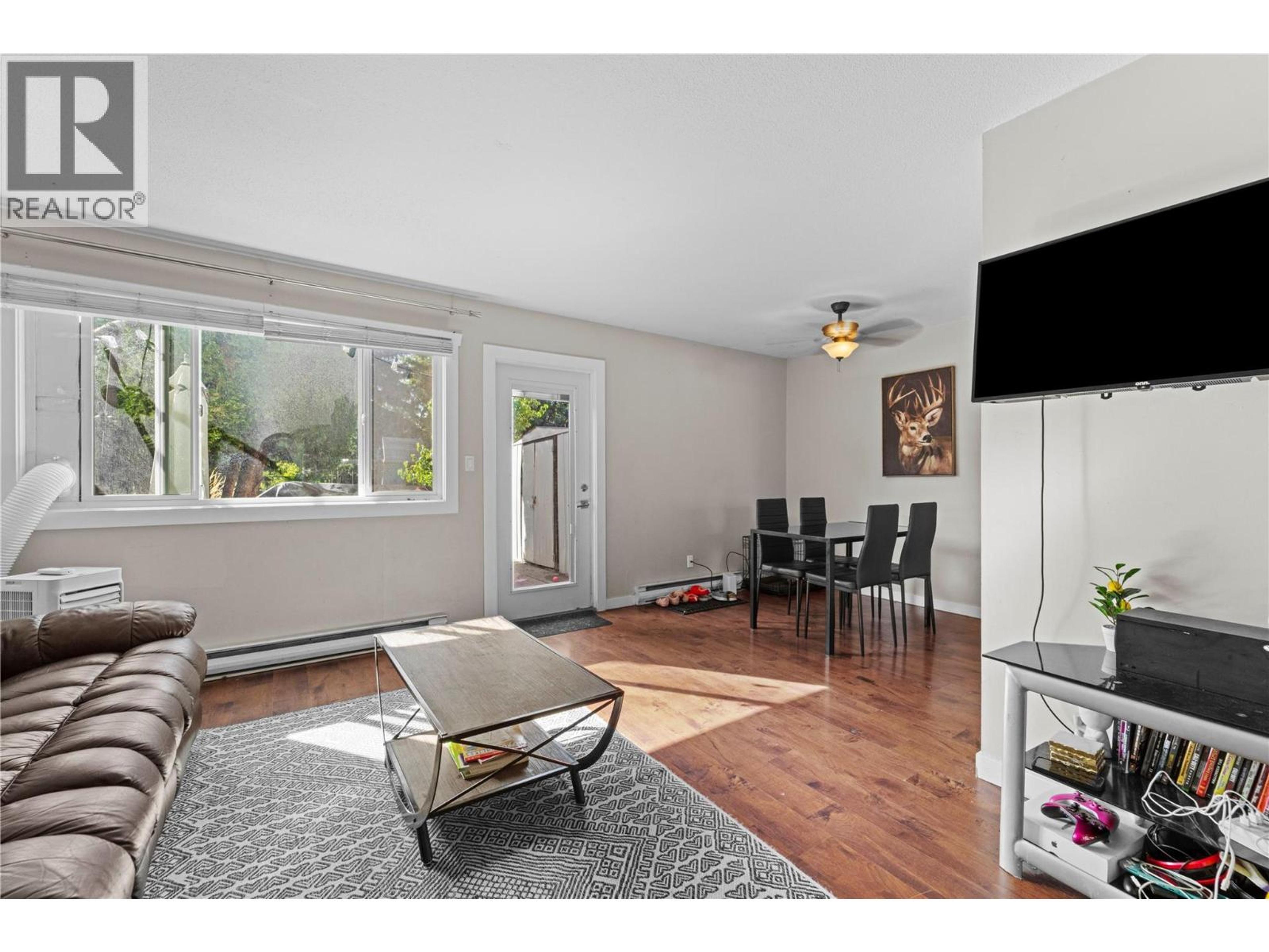 #4 700 COLLINGWOOD DRIVE - Image 7