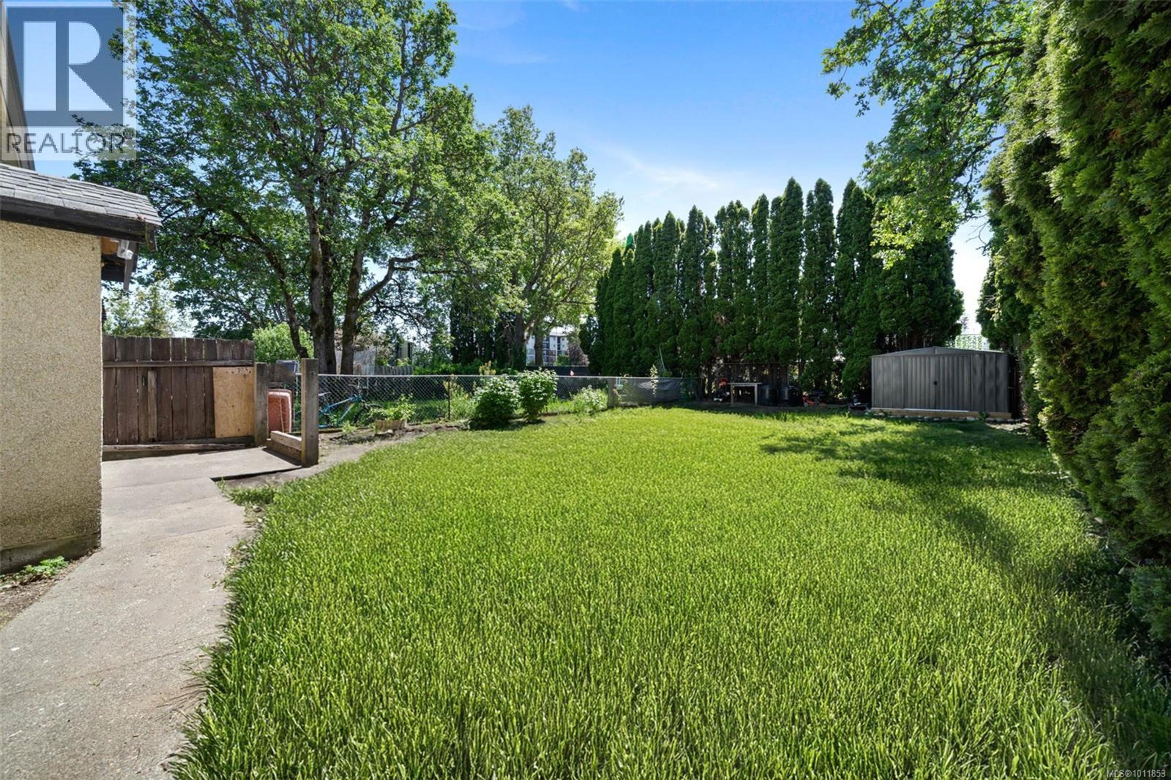 999 FURBER RD - Image 35