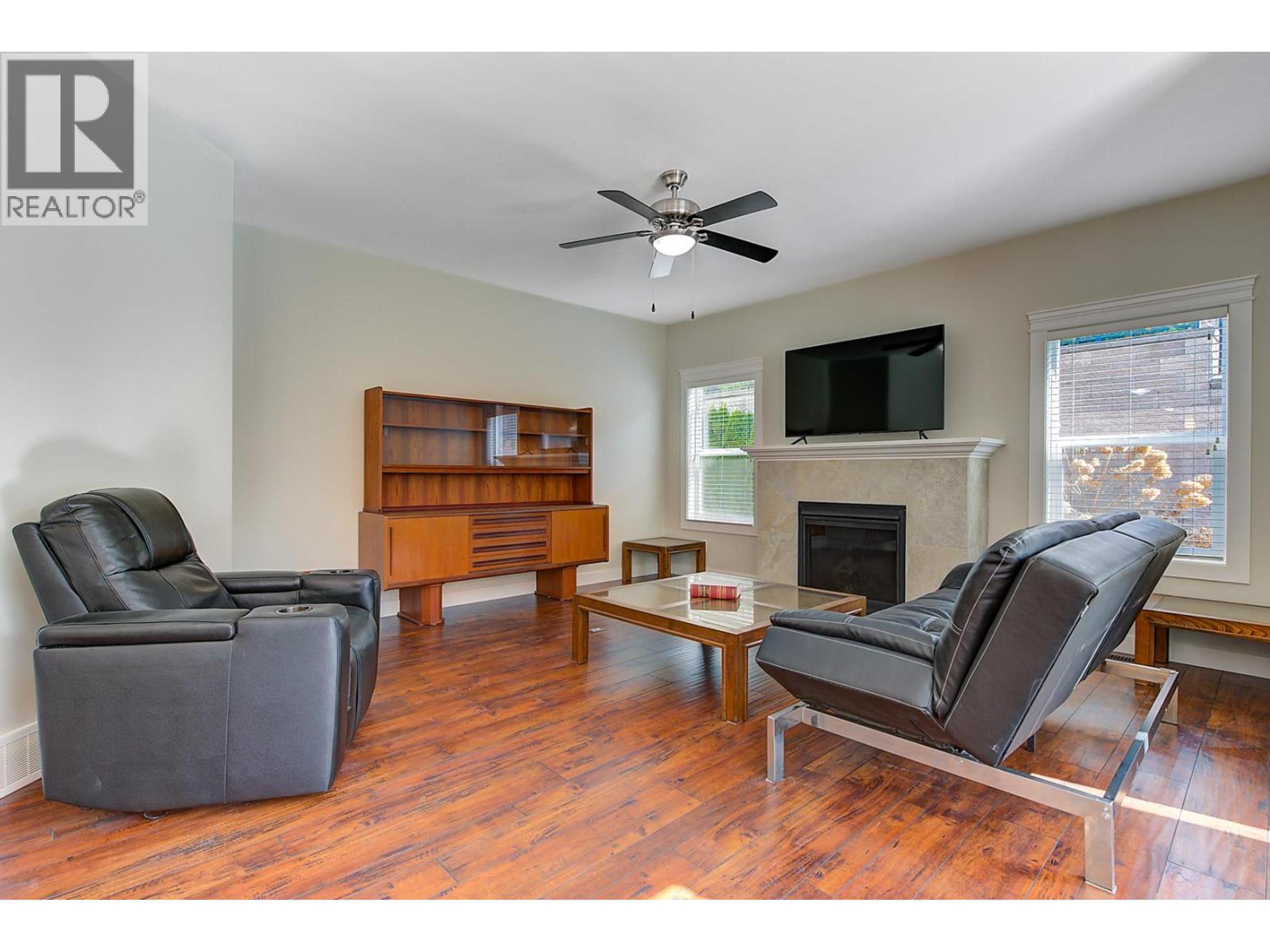 2097 ACORN CRESCENT - Image 10