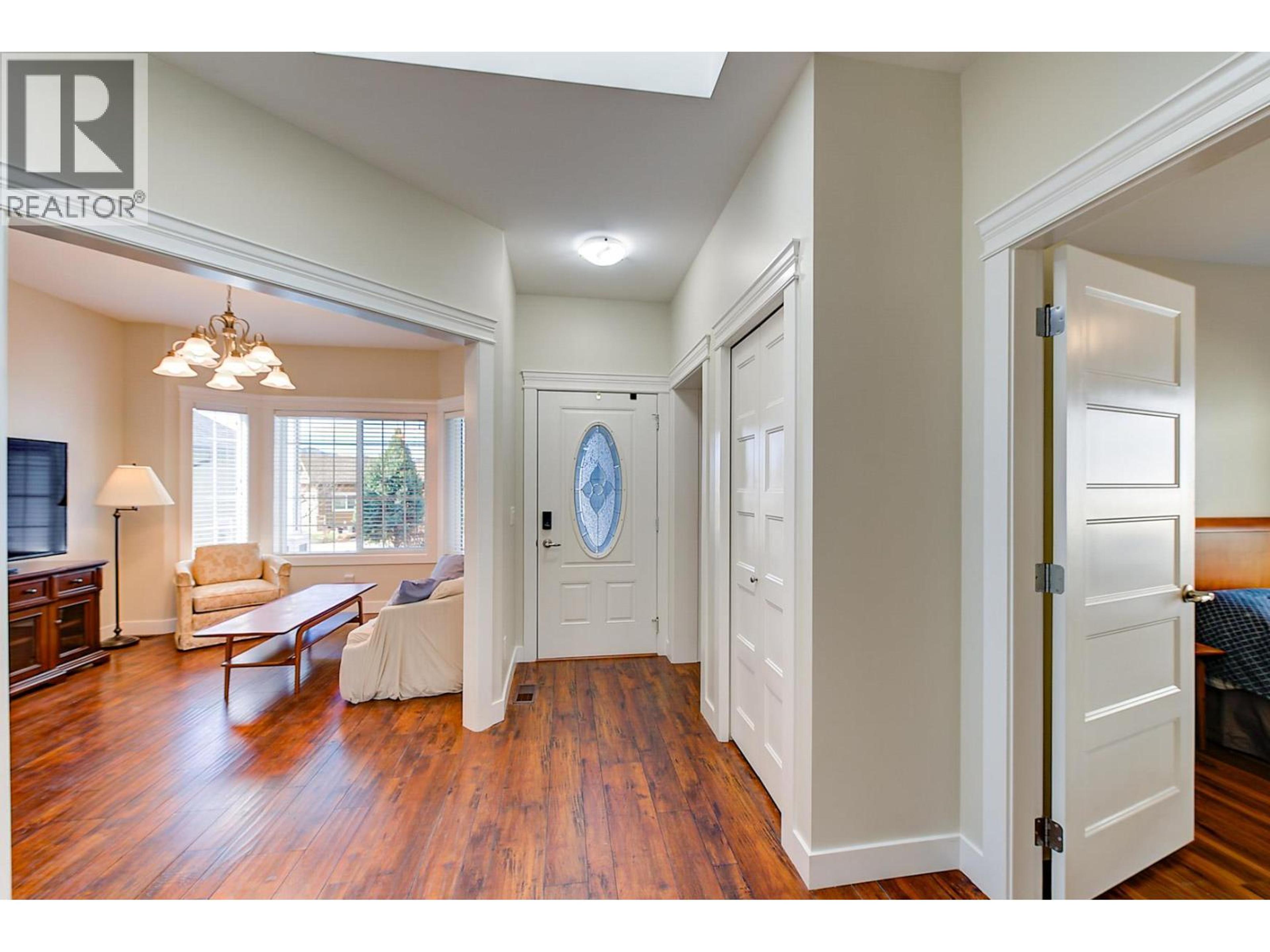 2097 ACORN CRESCENT - Image 38